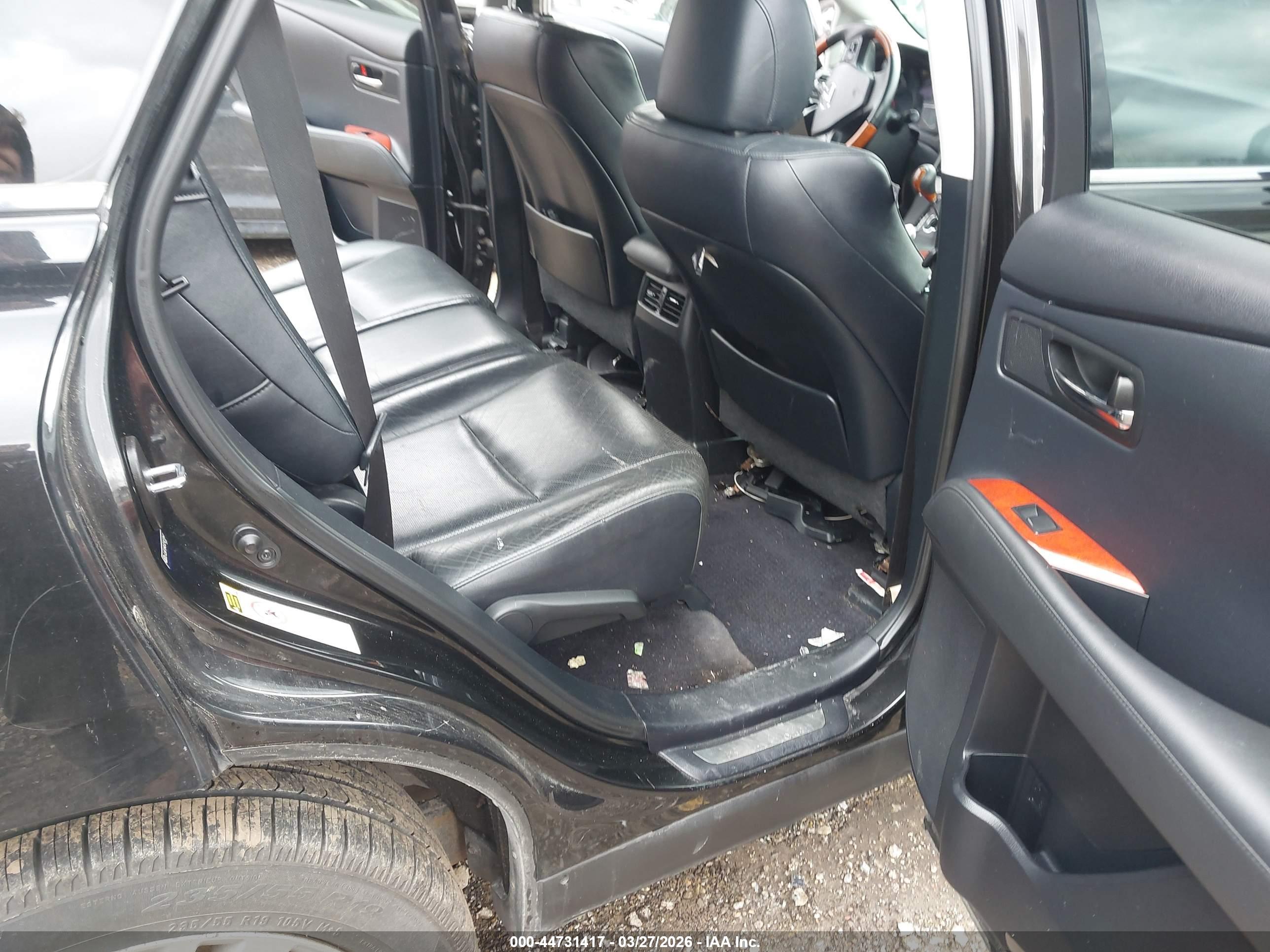 LEXUS RX image 8