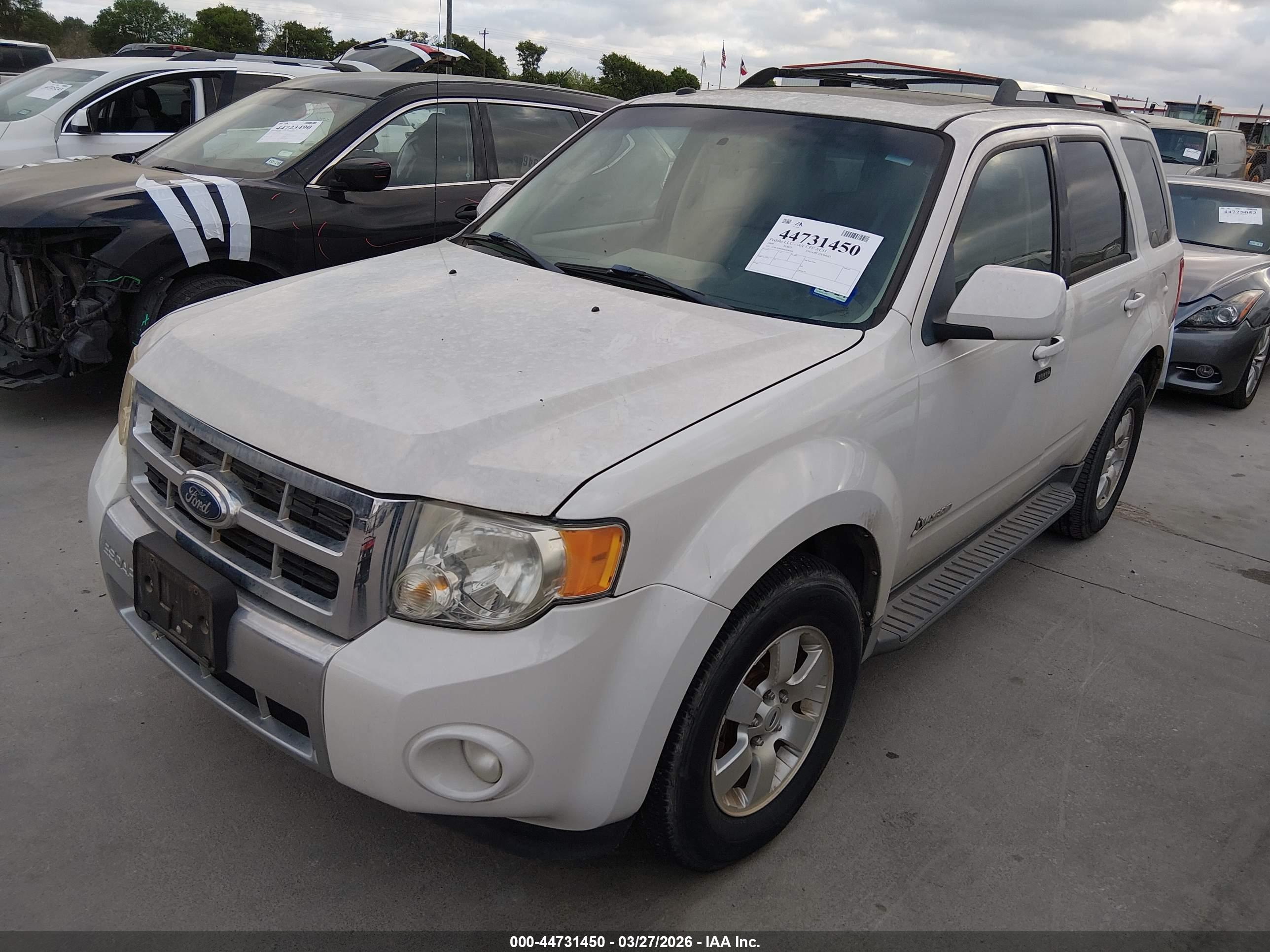 FORD ESCAPE image 2