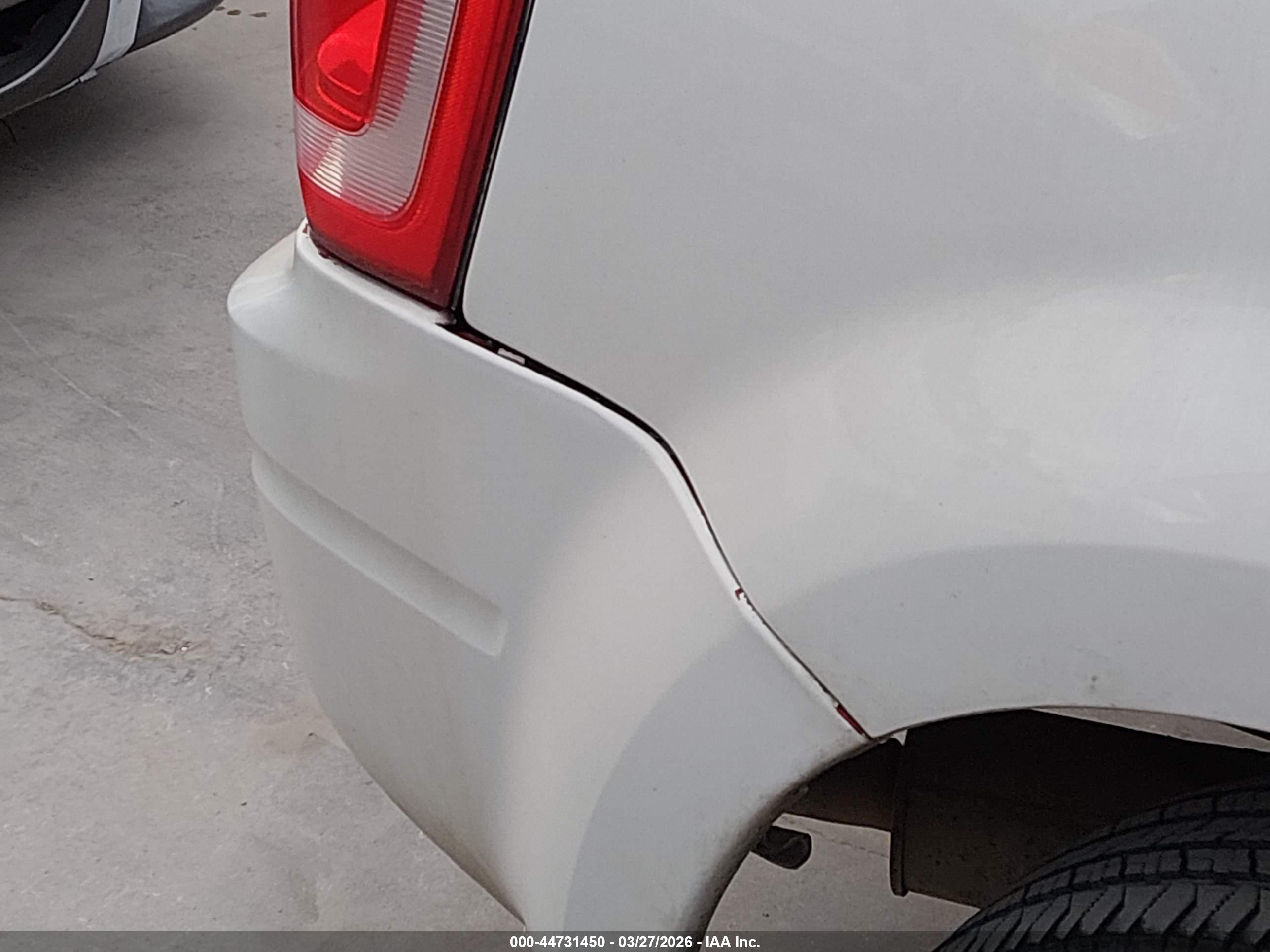FORD ESCAPE image 6