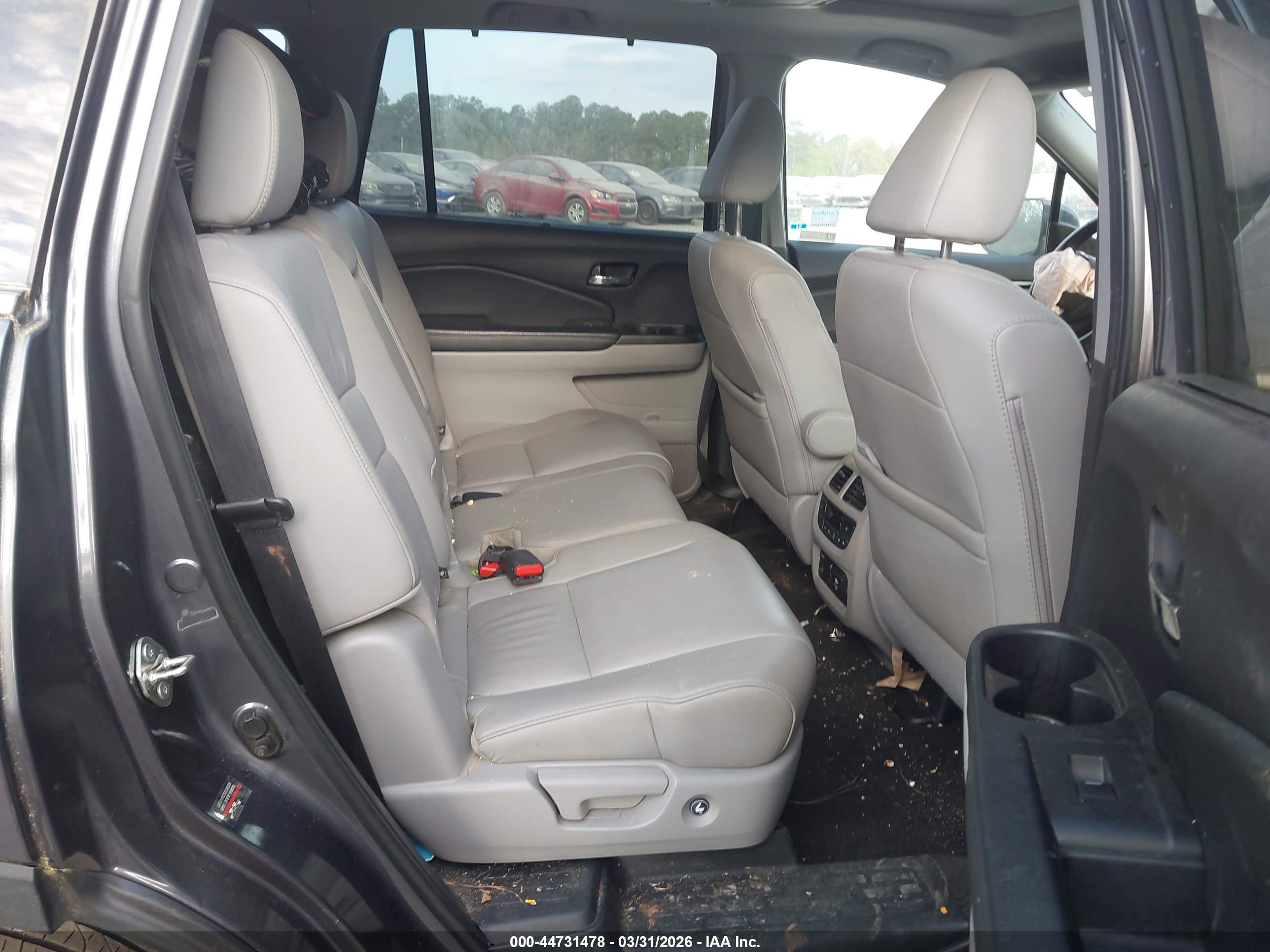 HONDA PILOT image 8