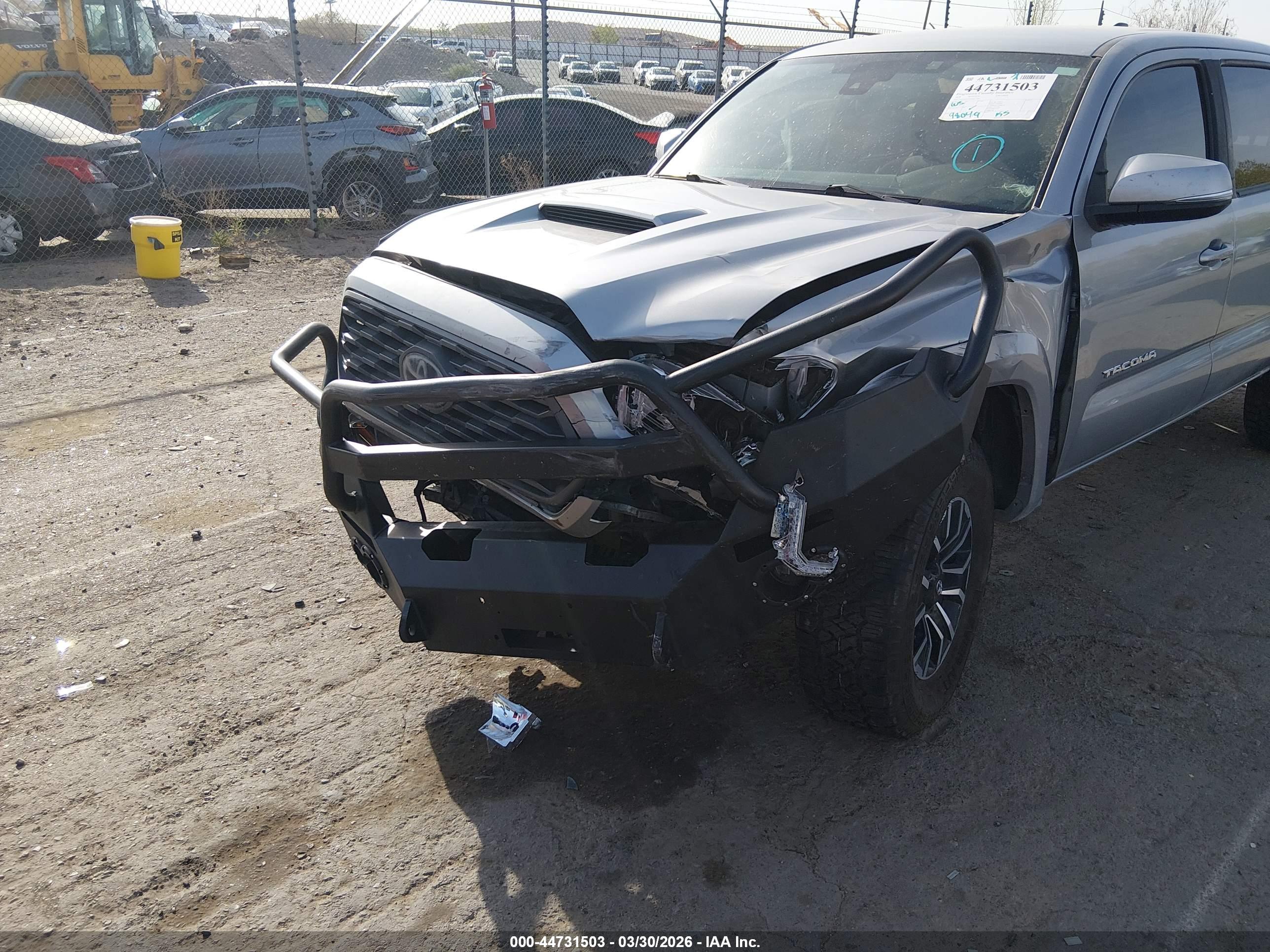 TOYOTA TACOMA image 6