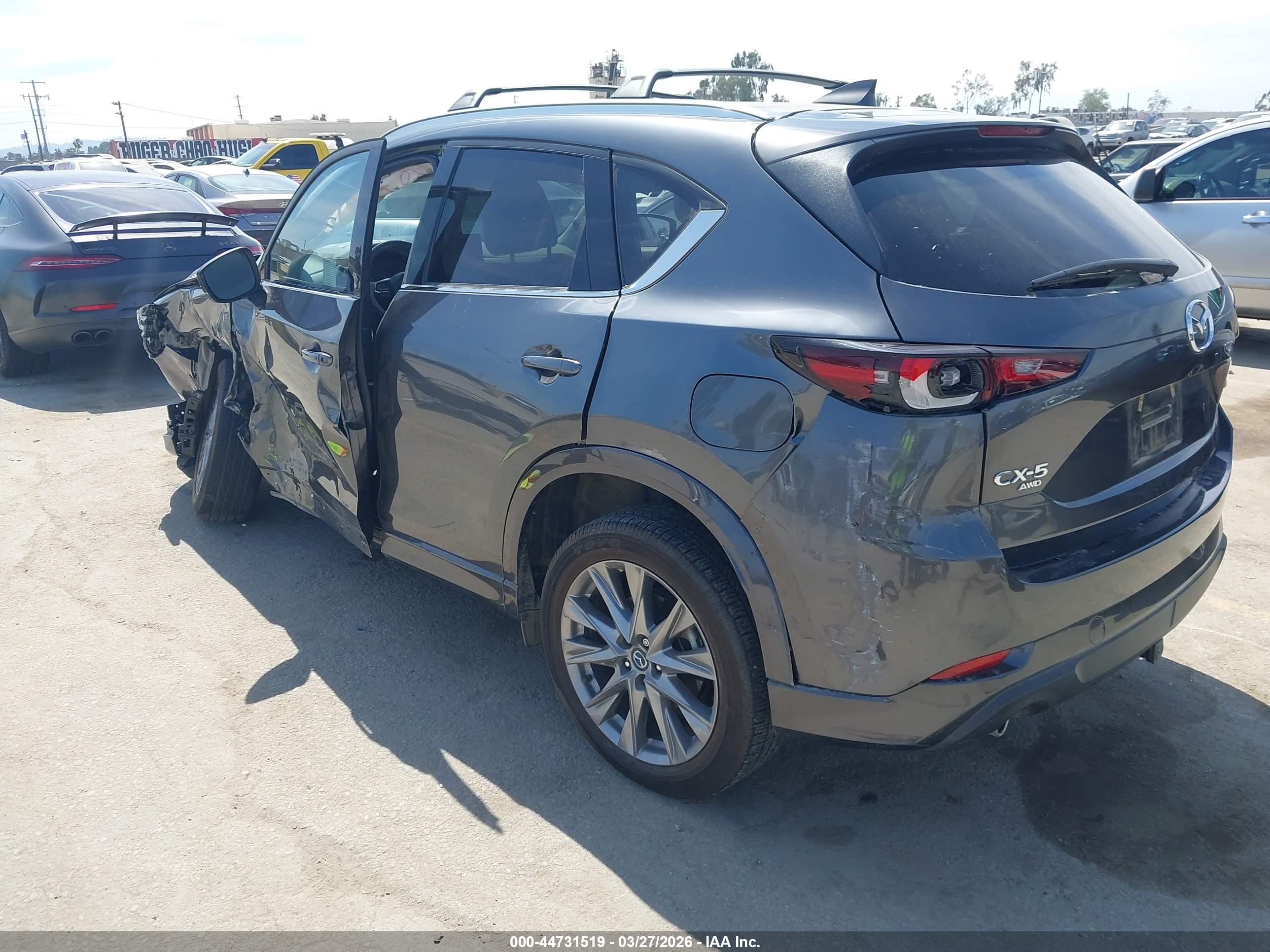 MAZDA CX-5 image 3