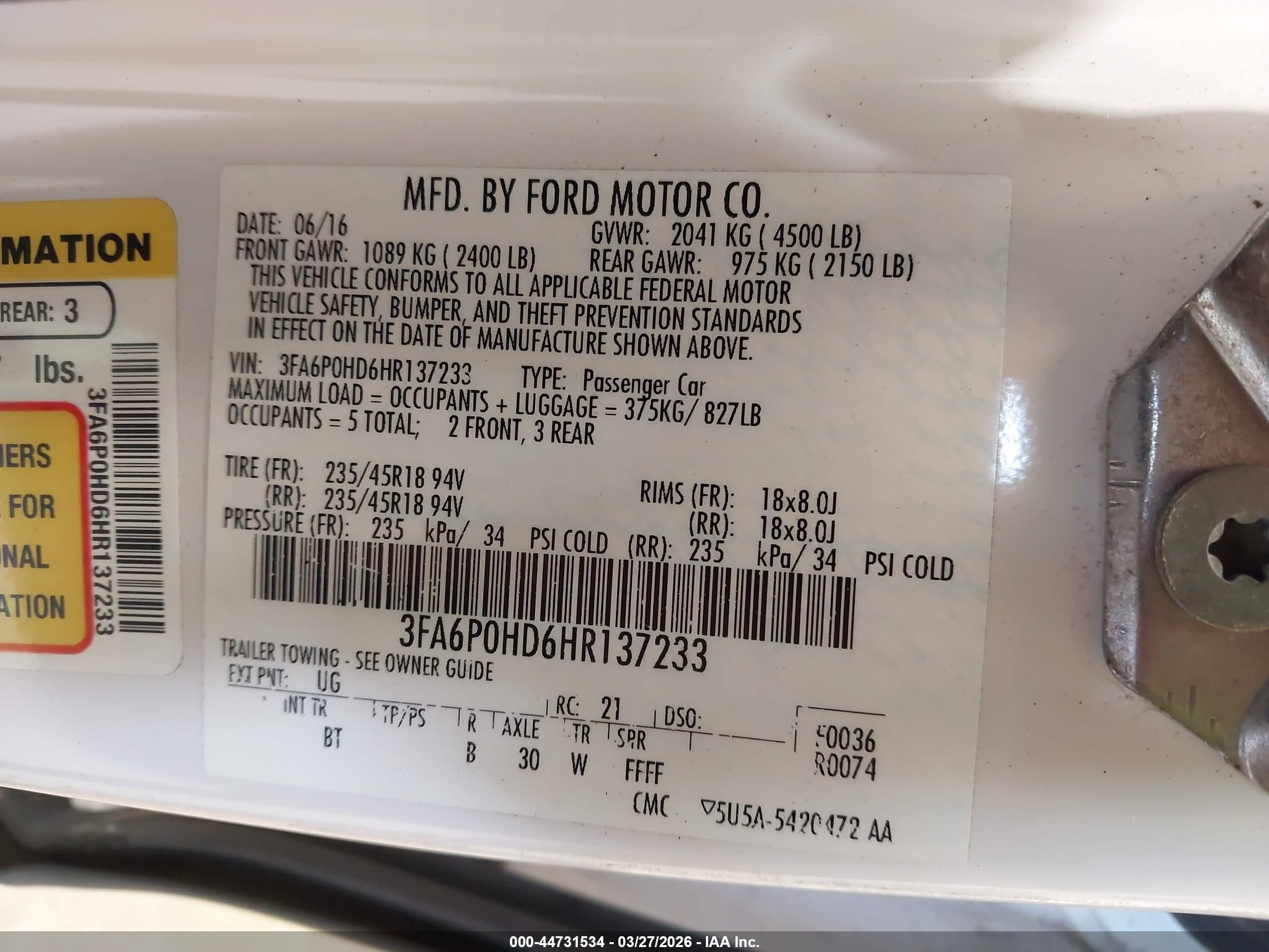 FORD FUSION image 9