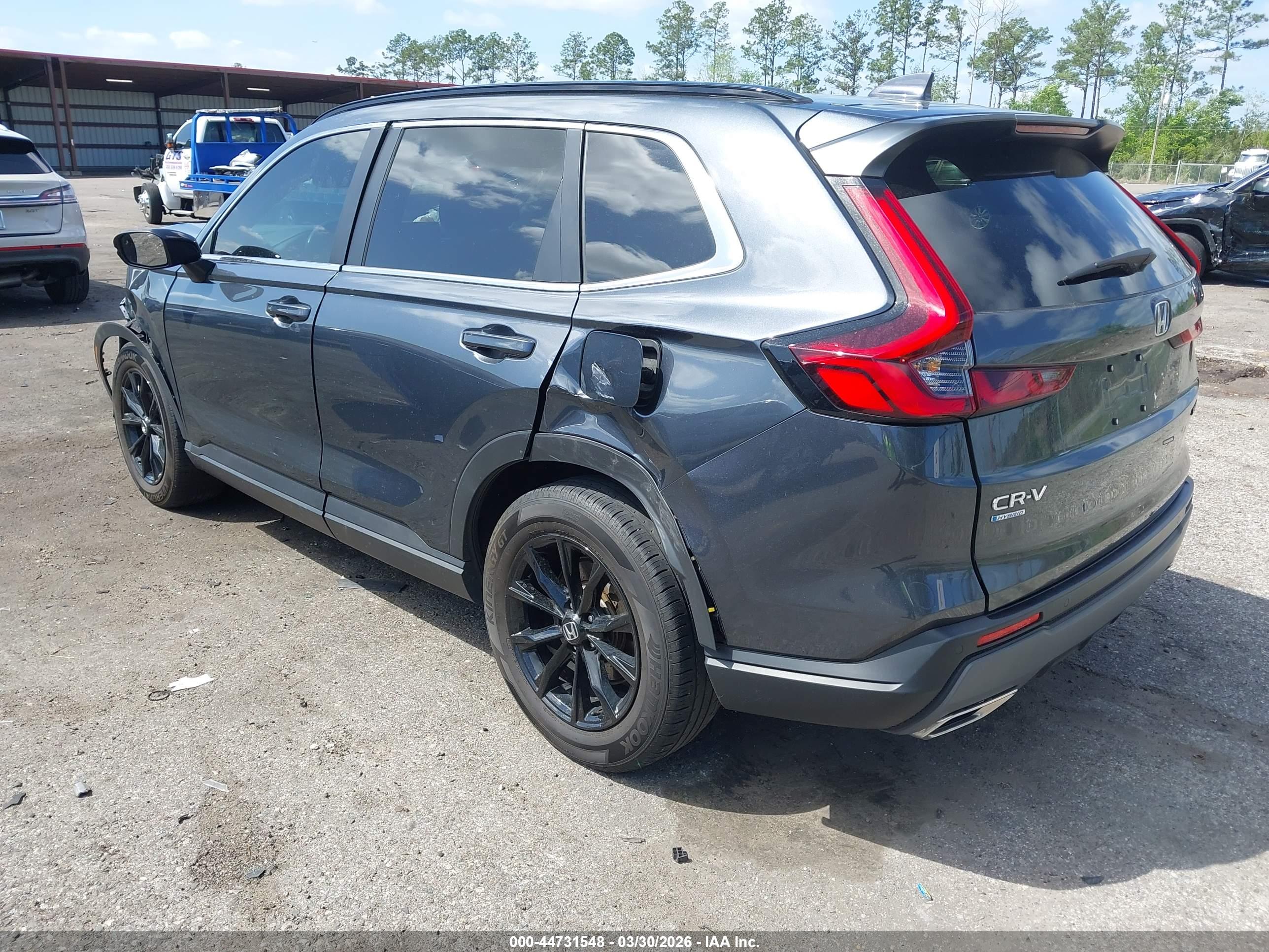 HONDA CR-V image 3
