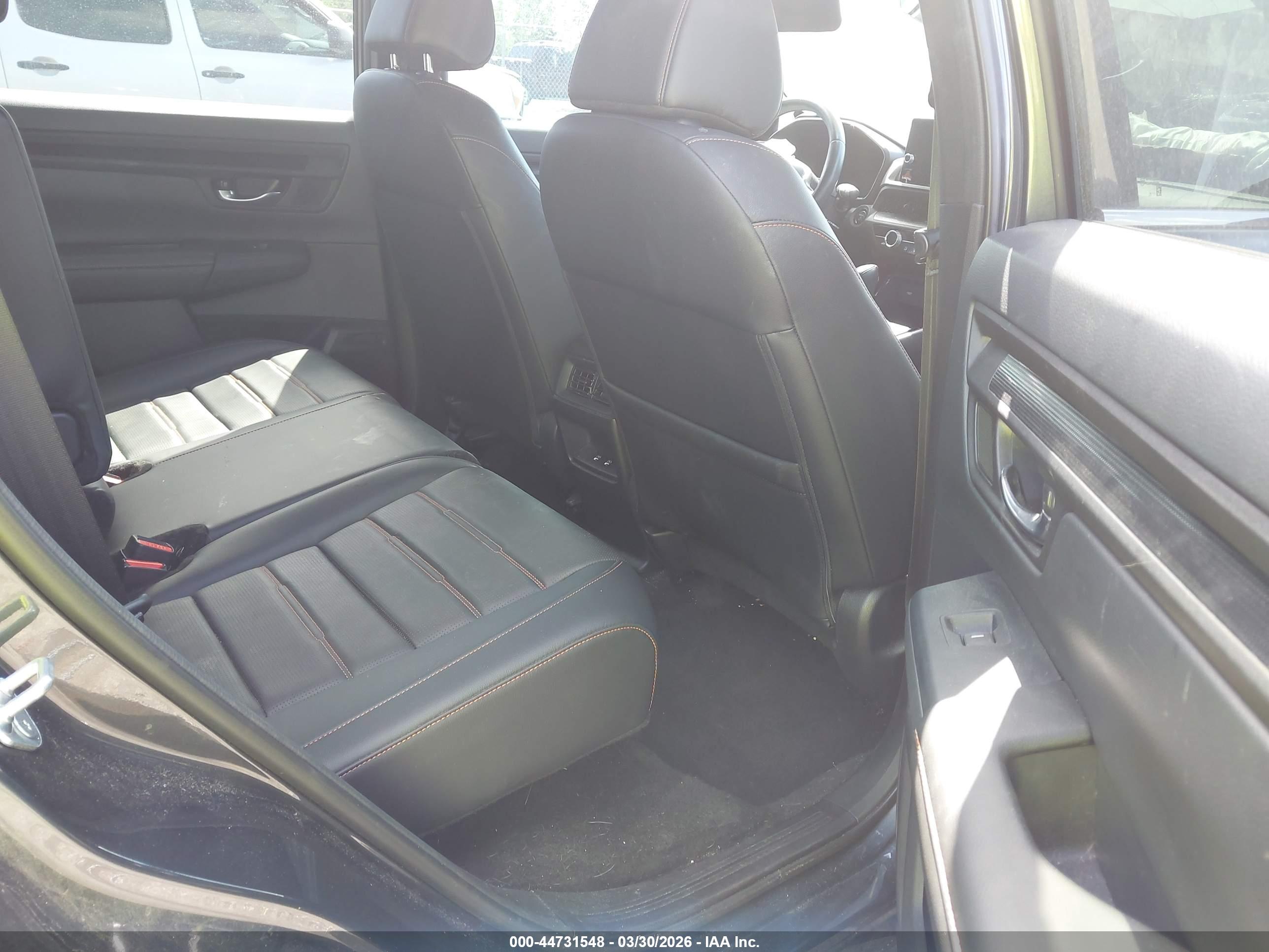 HONDA CR-V image 8
