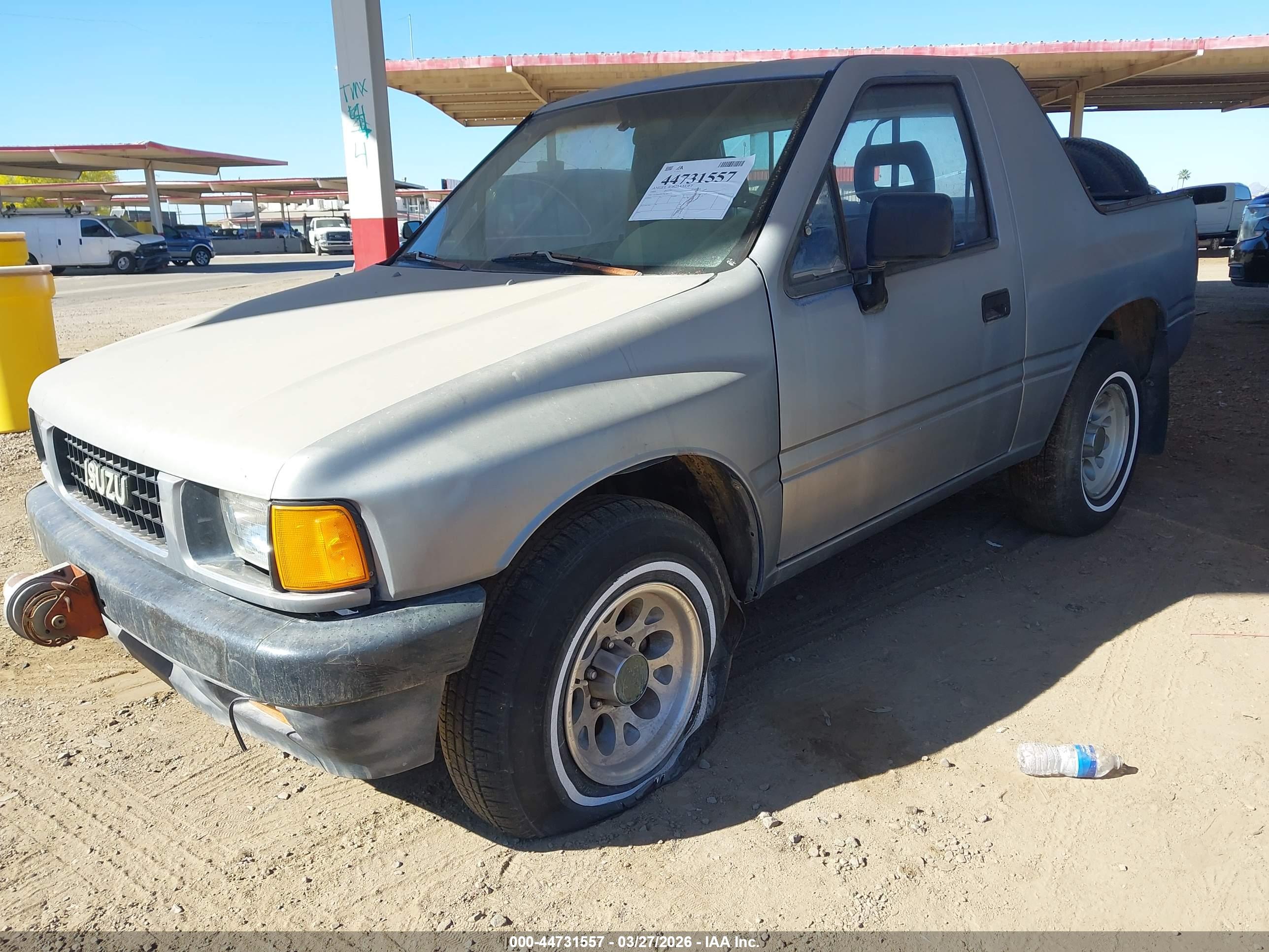 ISUZU AMIGO image 2