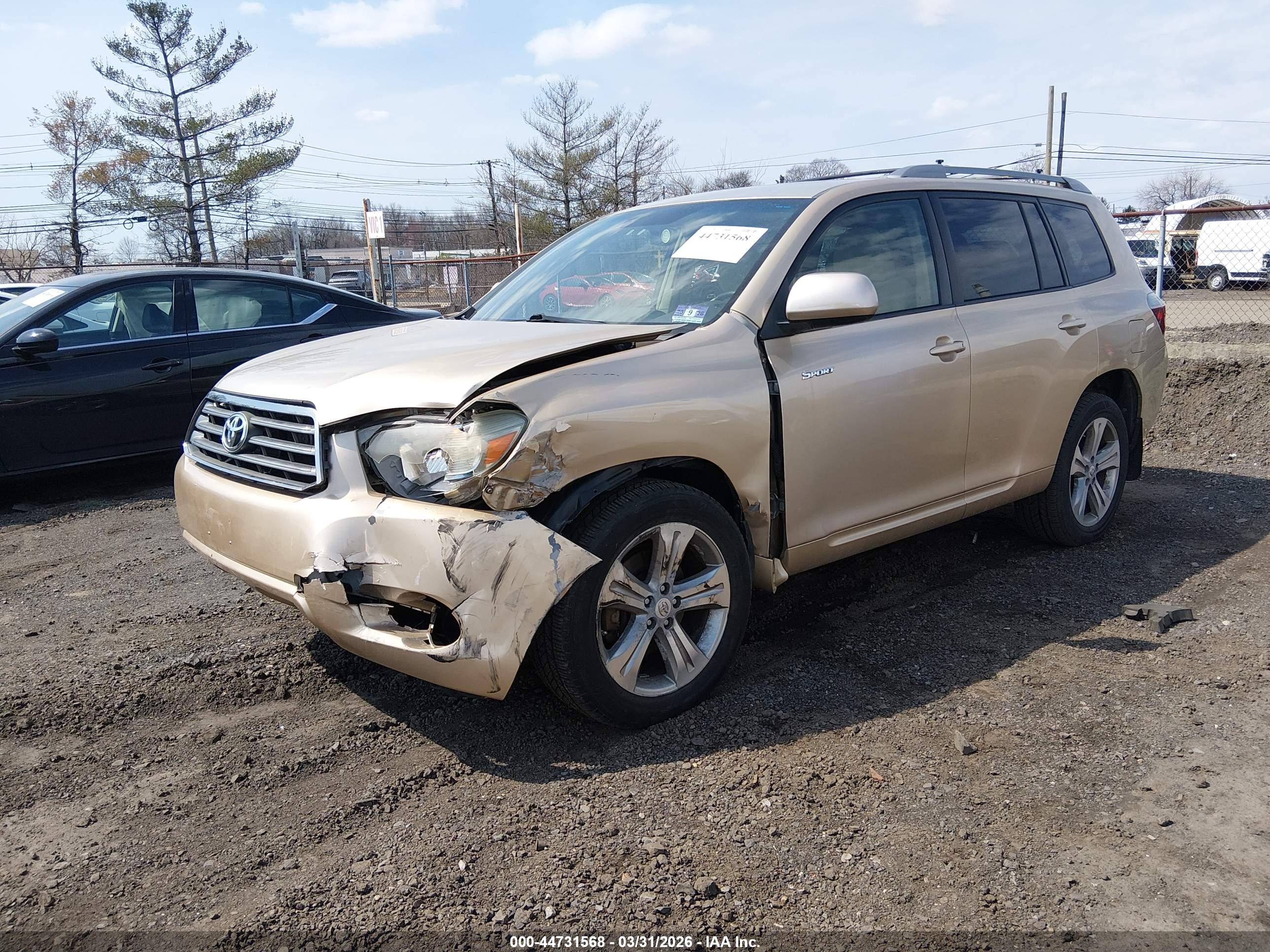 TOYOTA HIGHLANDER image 2