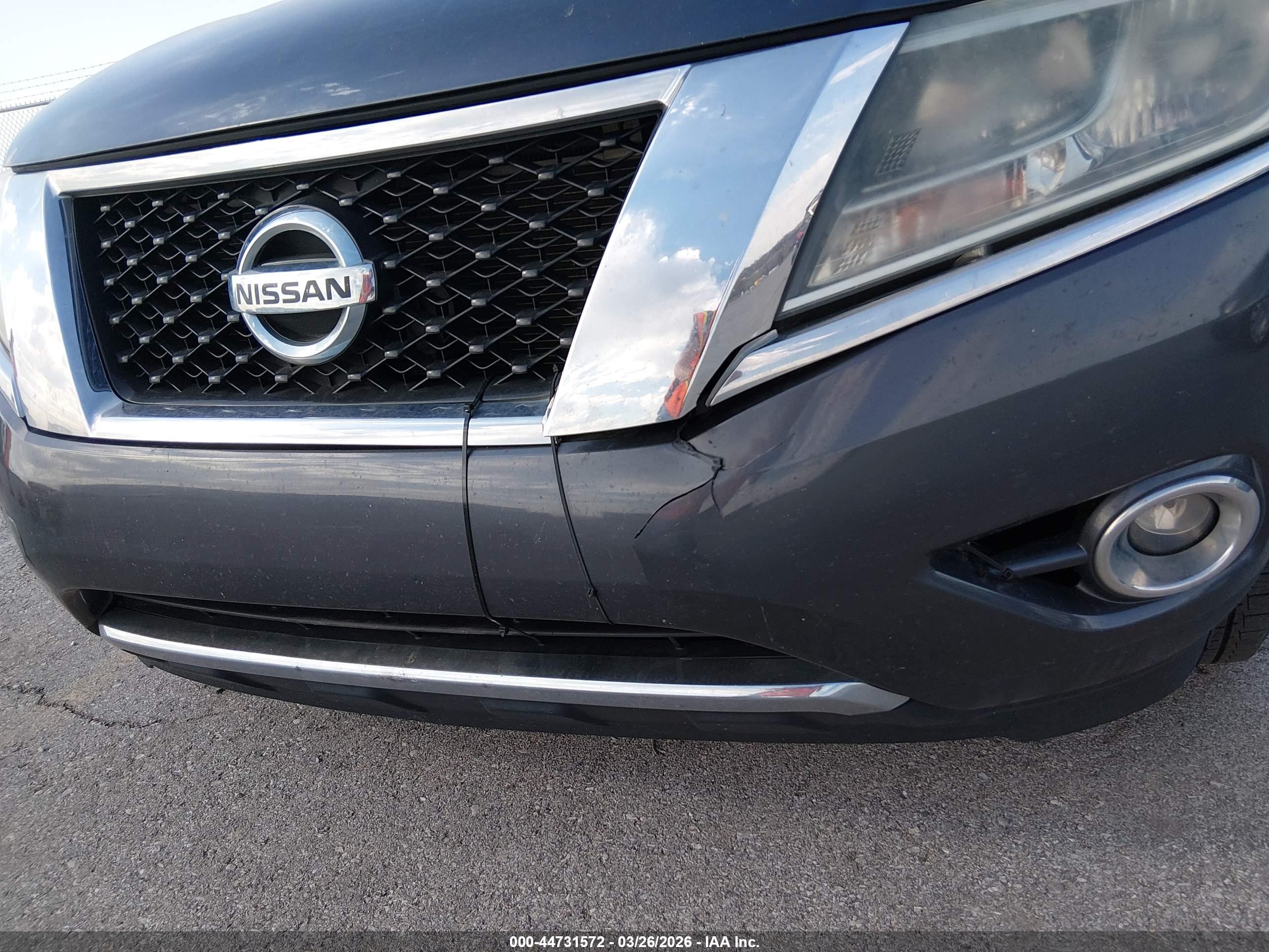 NISSAN PATHFINDER image 6