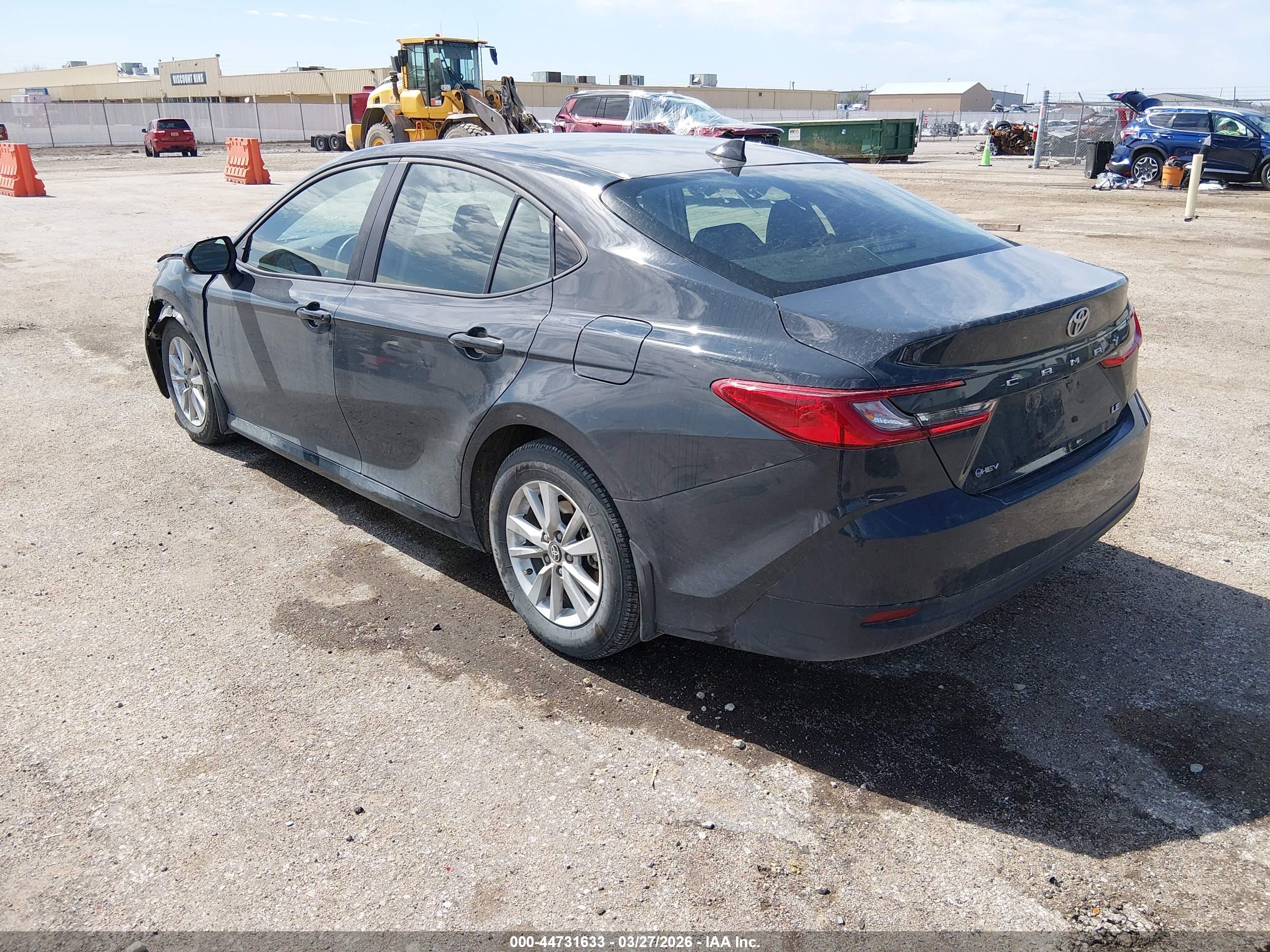 TOYOTA CAMRY image 3