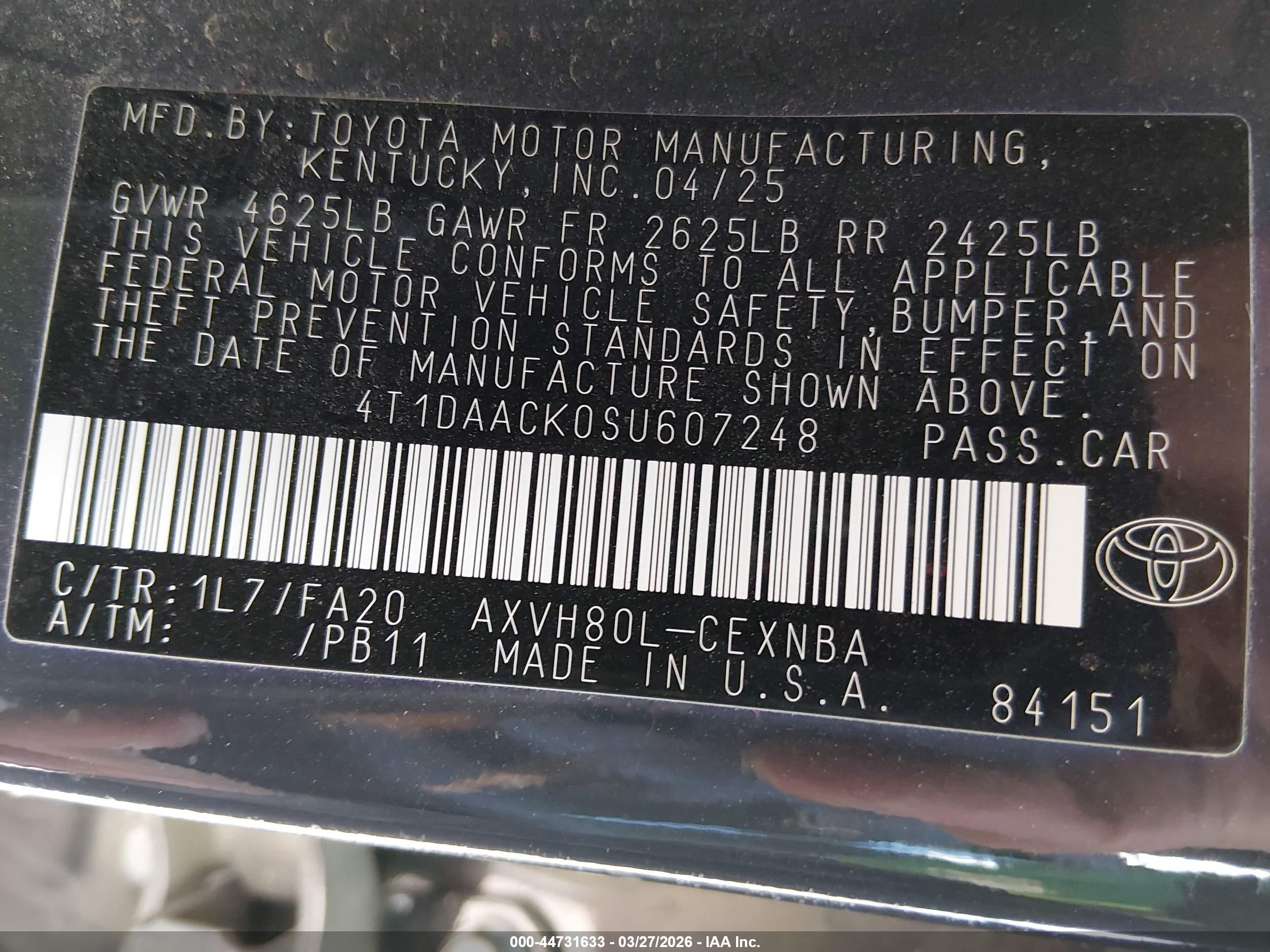 TOYOTA CAMRY image 9