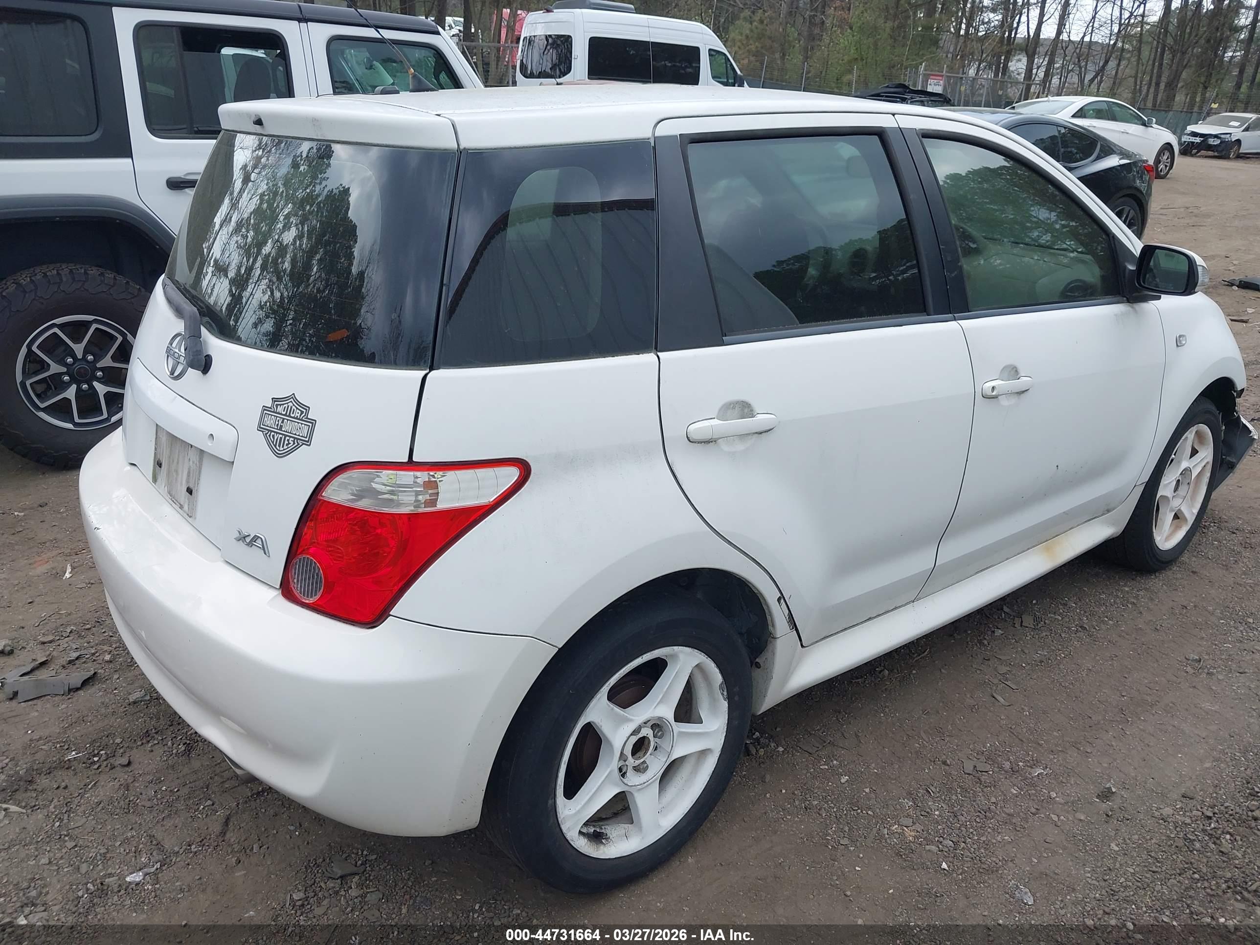 SCION XA image 4