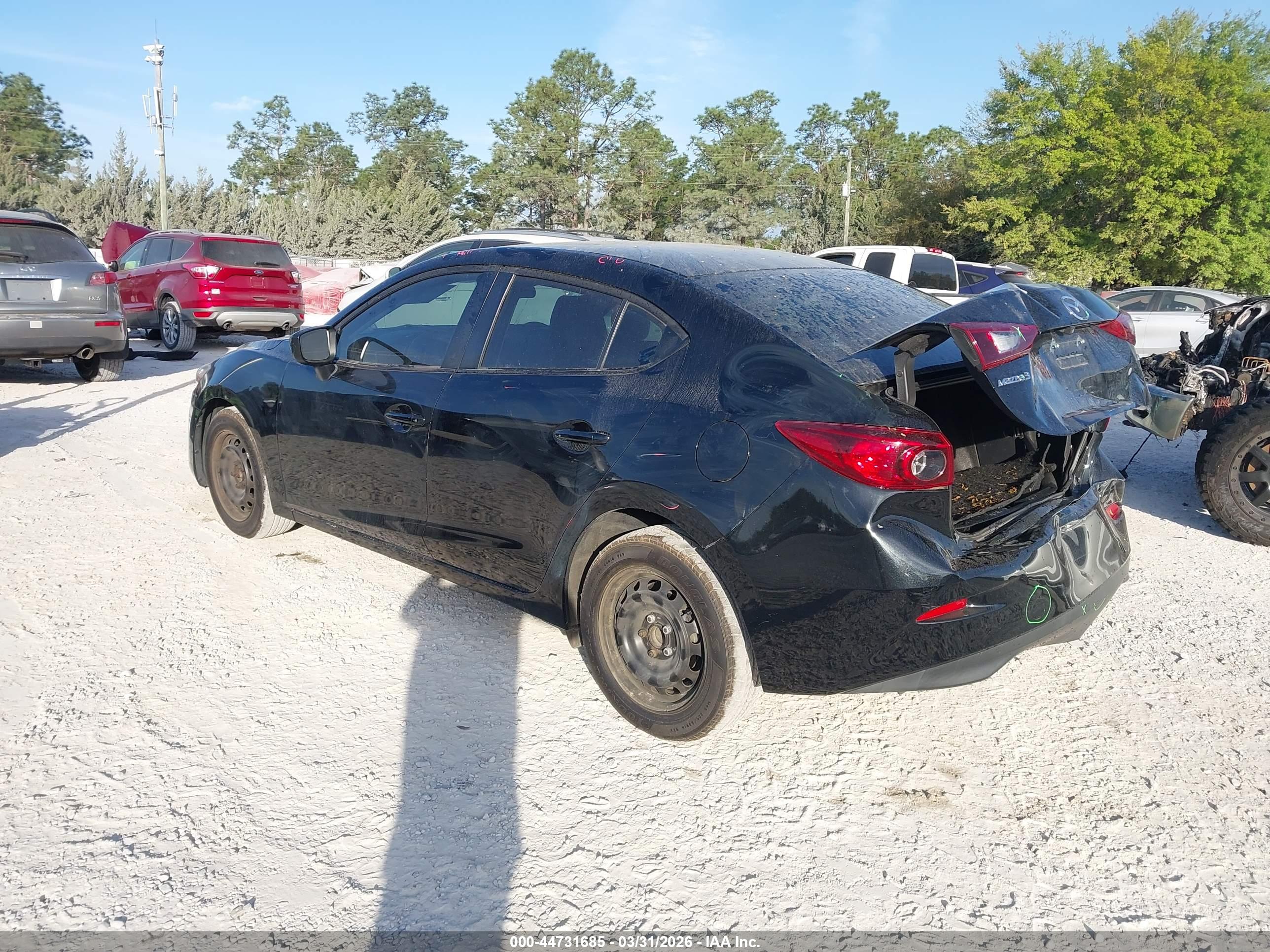 MAZDA MAZDA3 image 3
