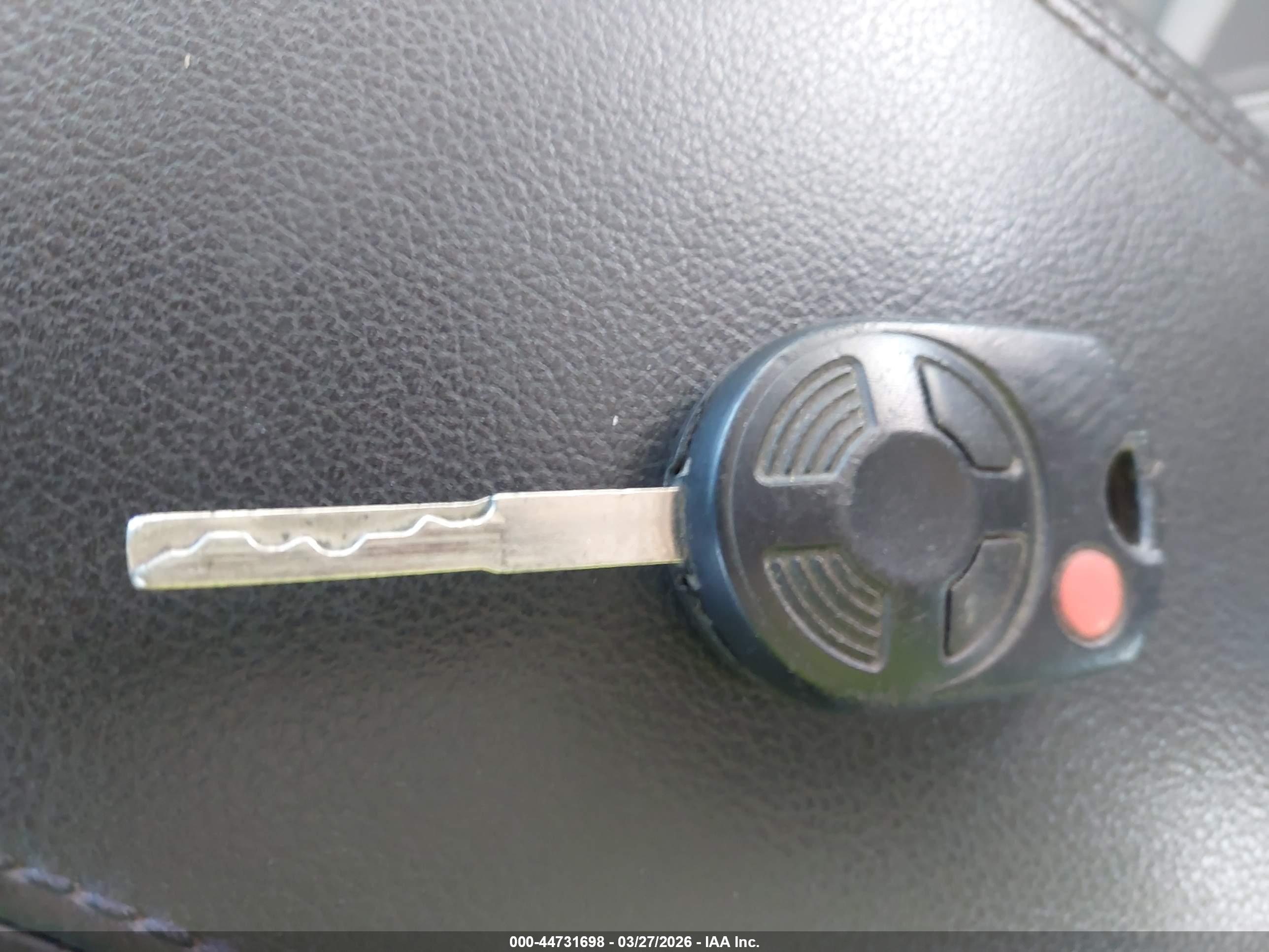 FORD ESCAPE image 11