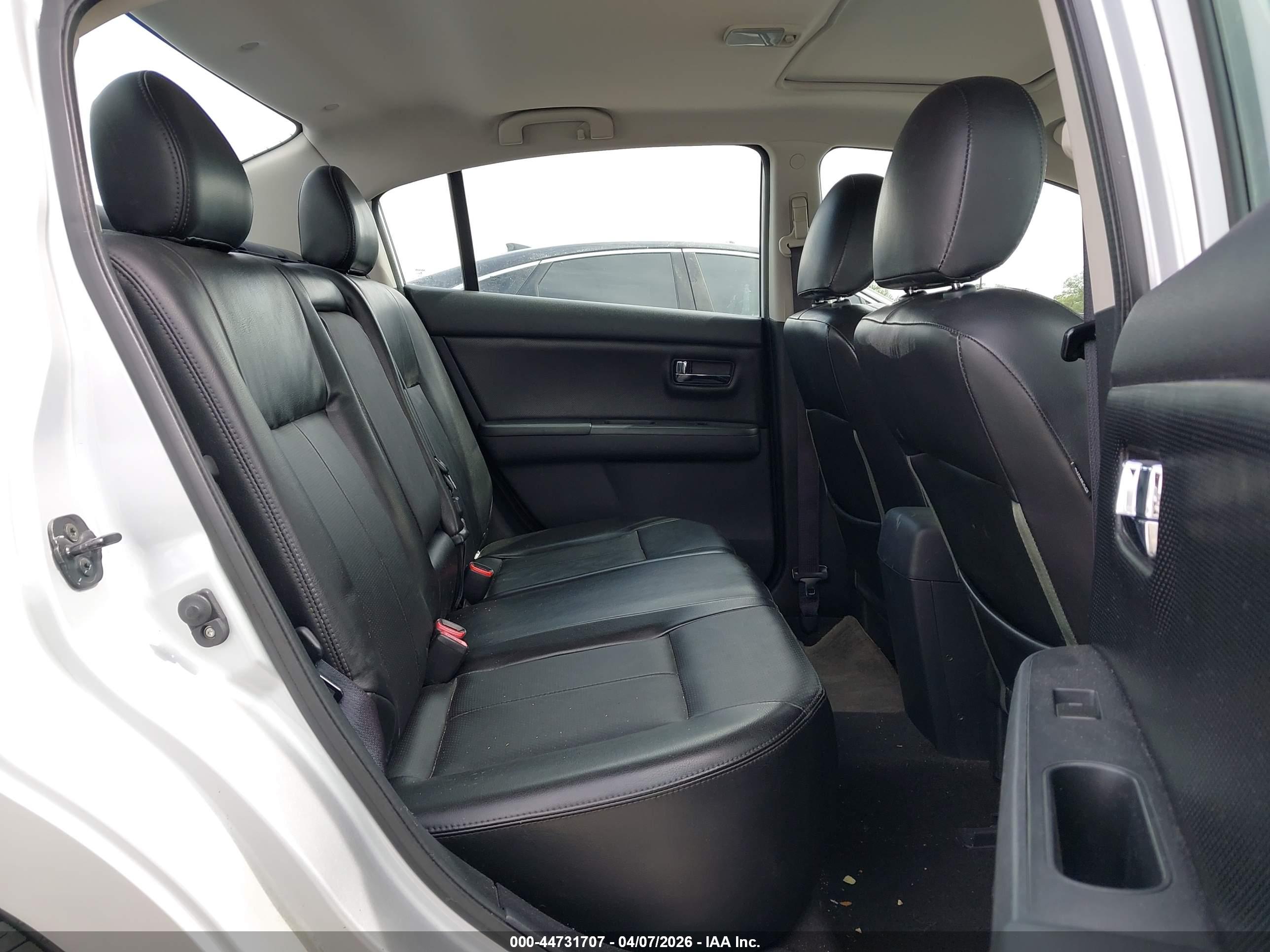 NISSAN SENTRA image 8