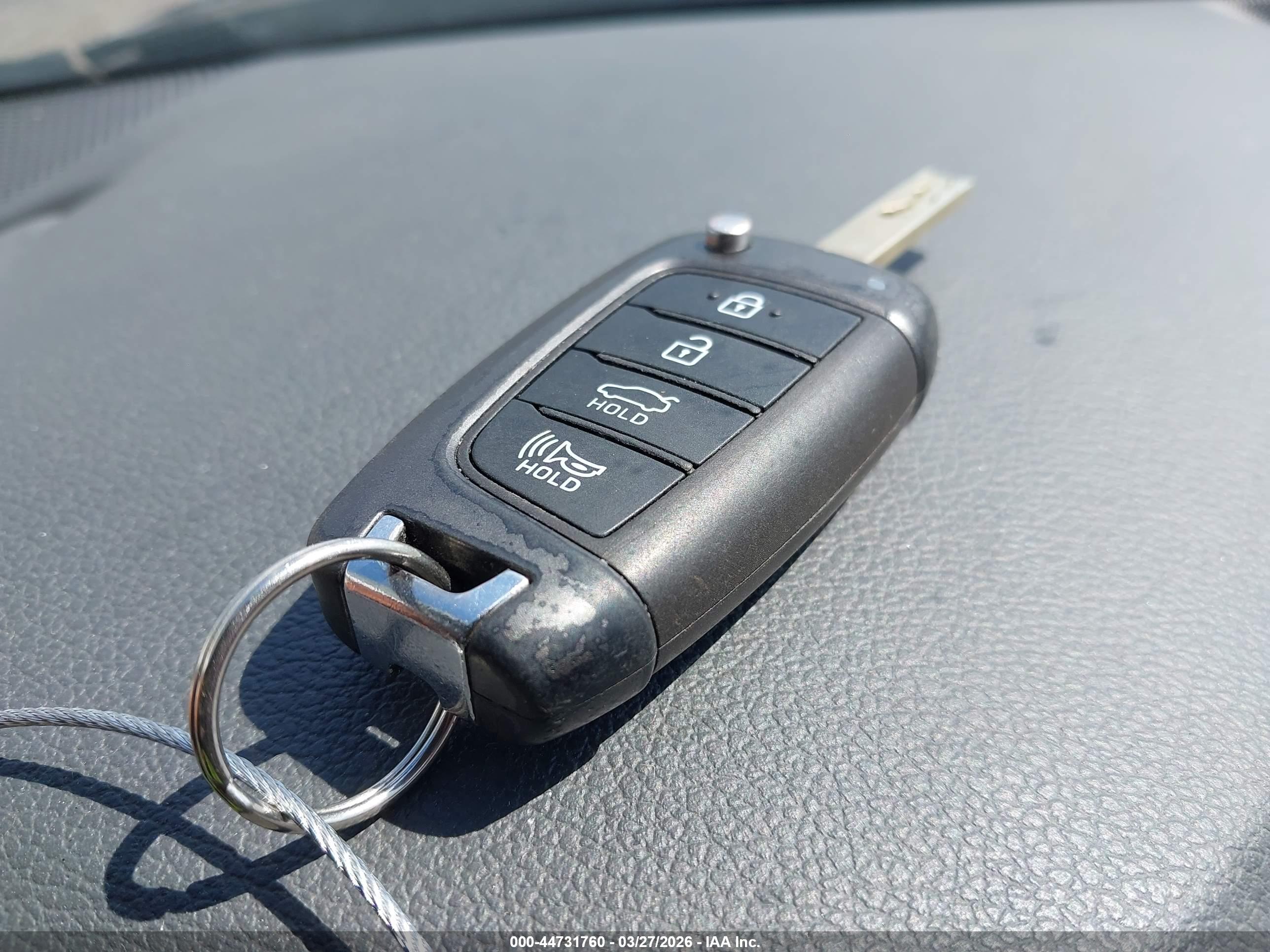 HYUNDAI SONATA image 11