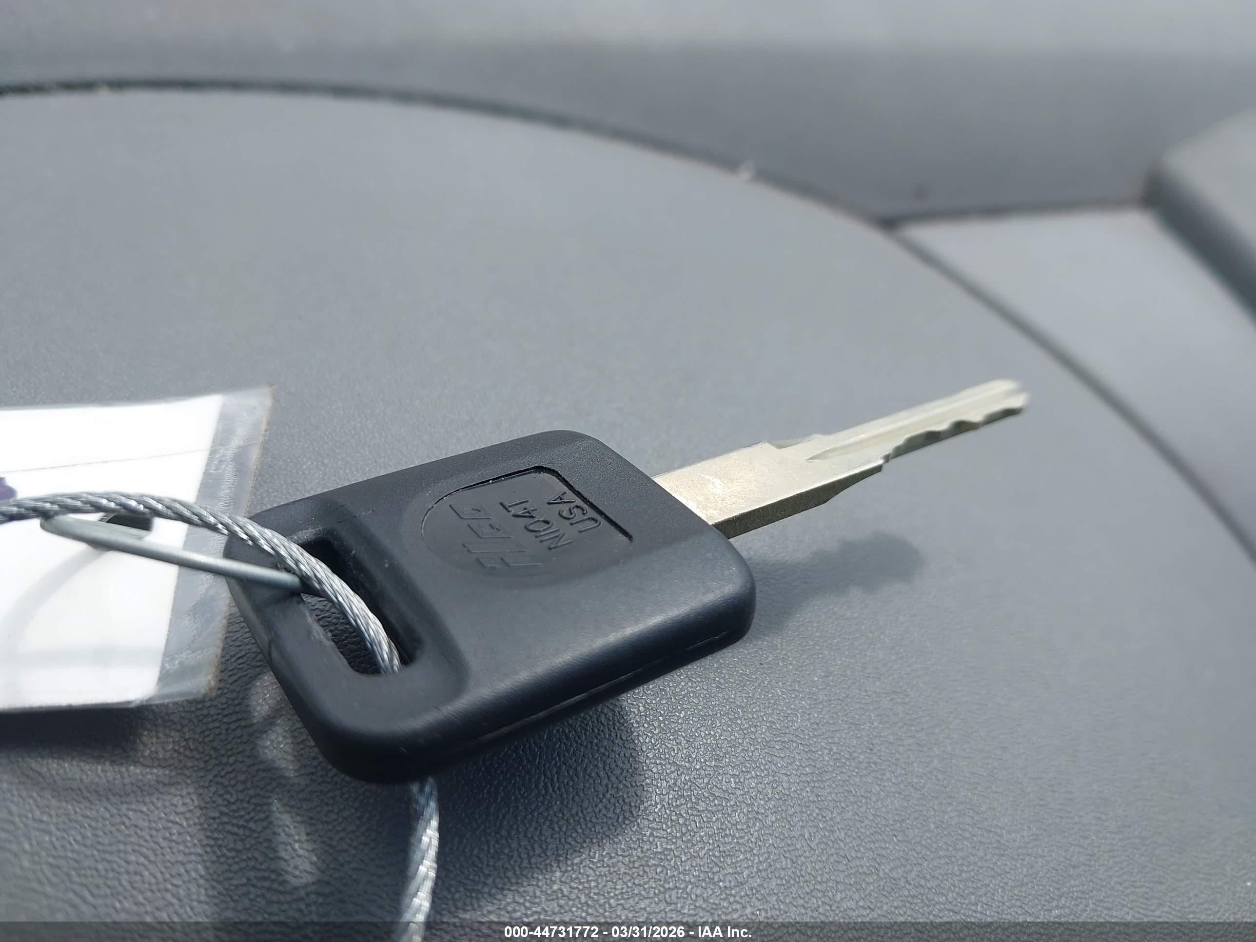NISSAN FRONTIER image 11