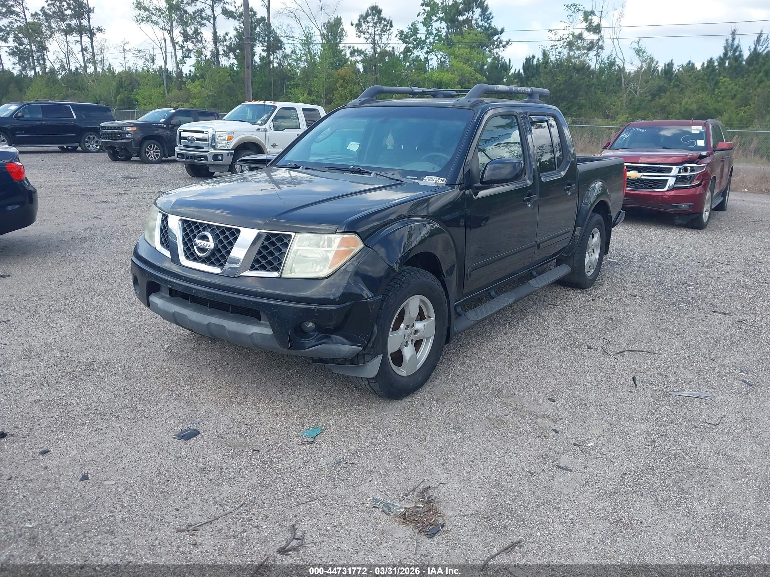 NISSAN FRONTIER image 2