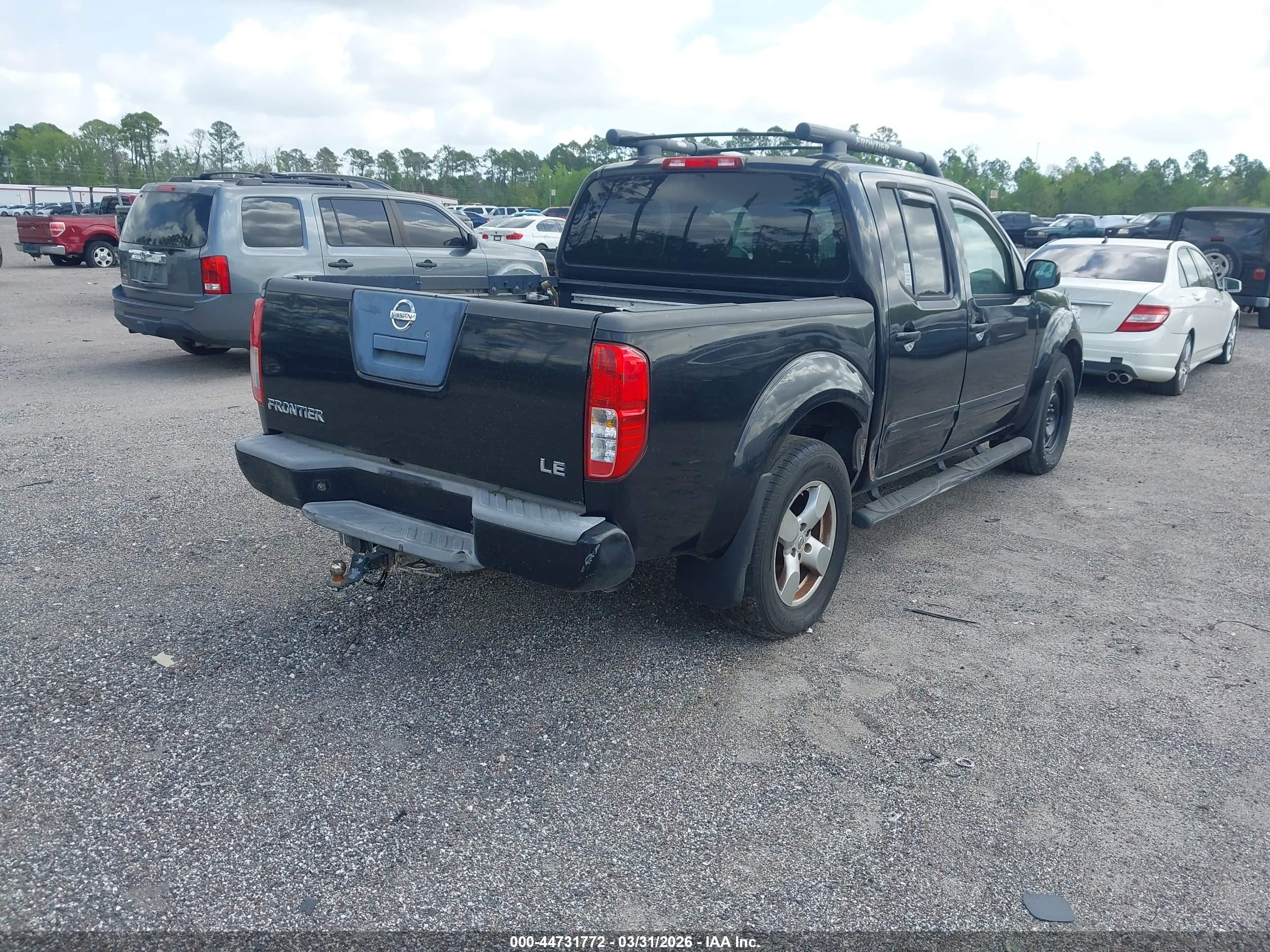 NISSAN FRONTIER image 4