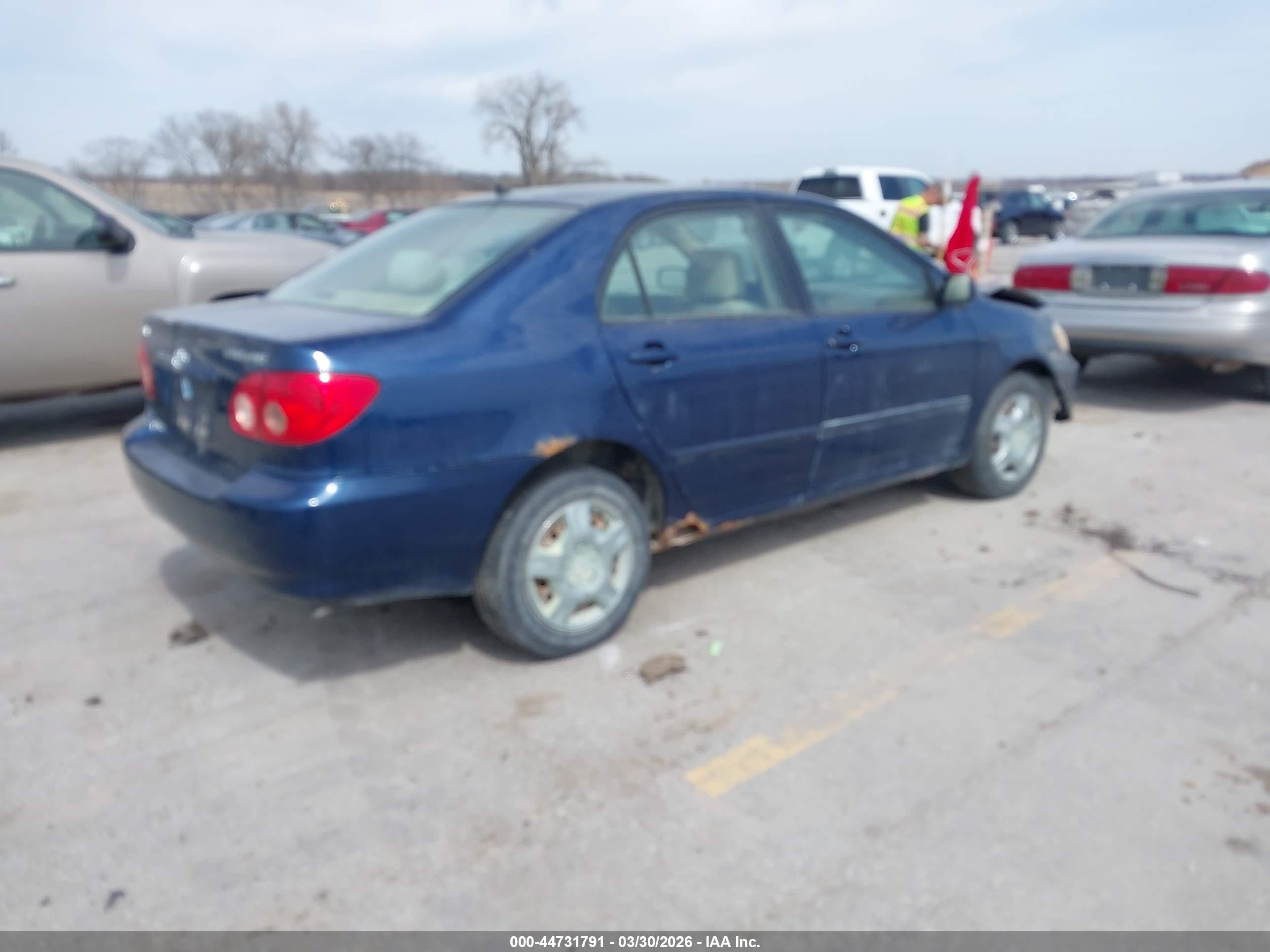 TOYOTA COROLLA image 4