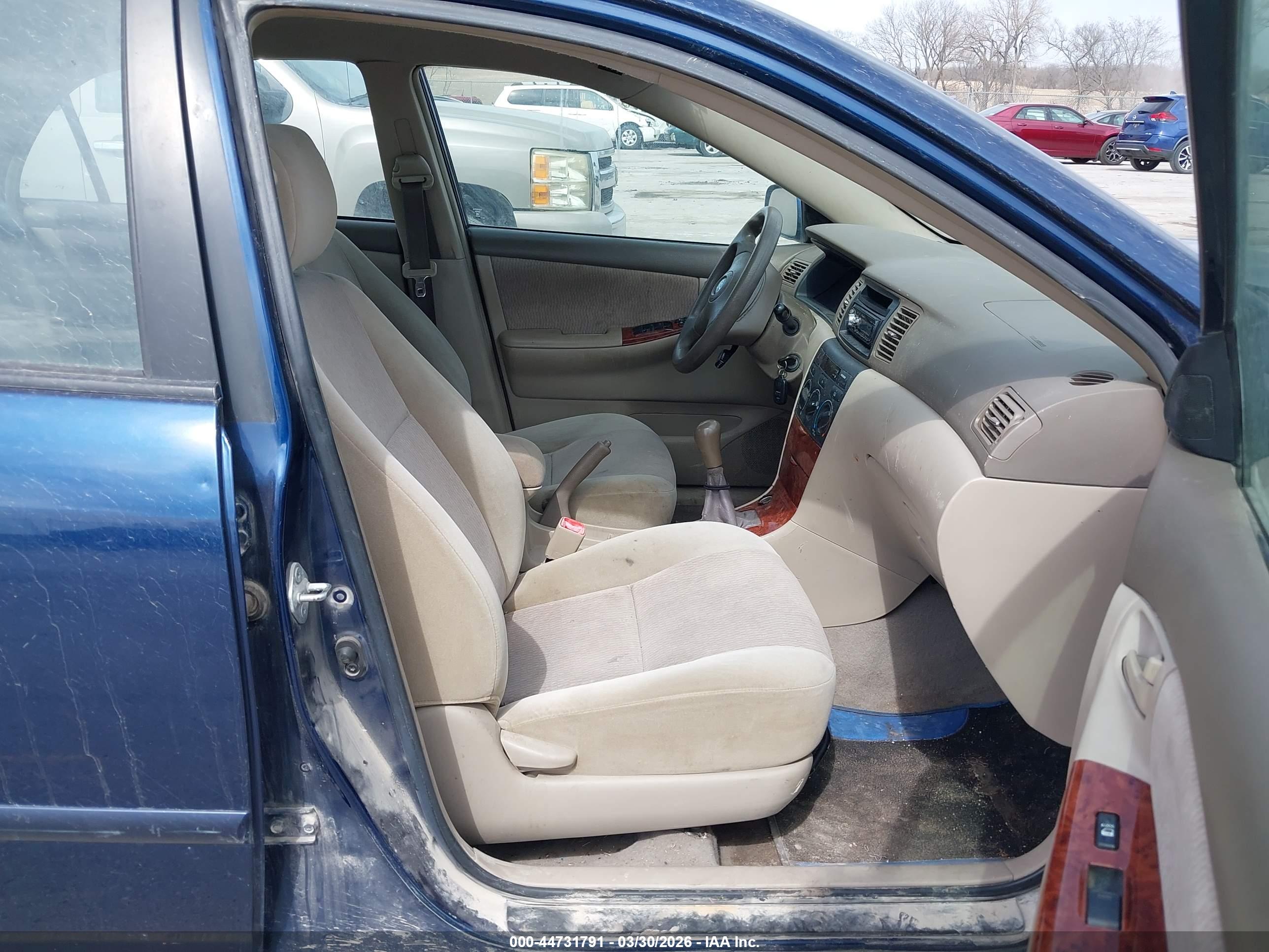 TOYOTA COROLLA image 5