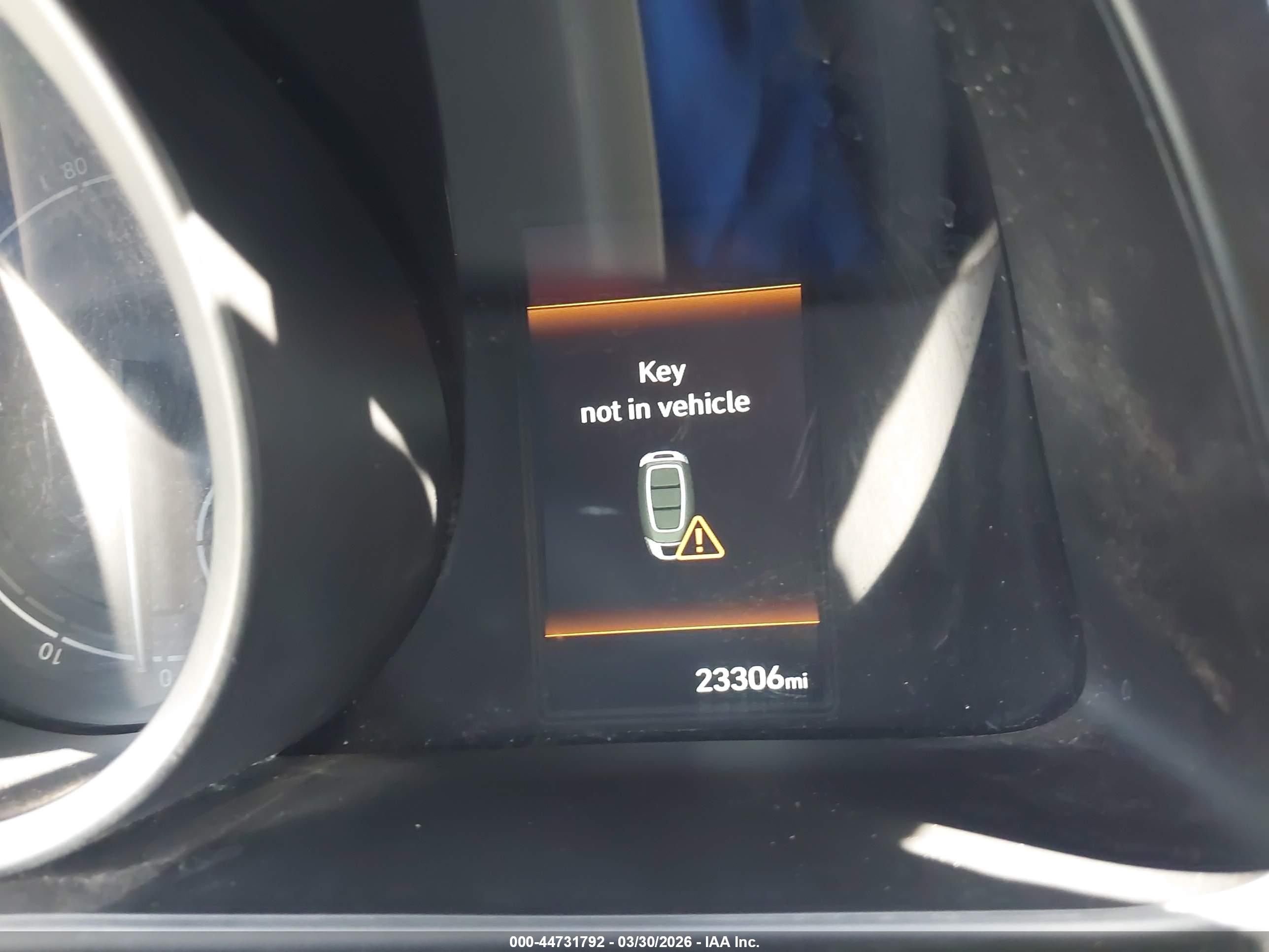 HYUNDAI ELANTRA image 7