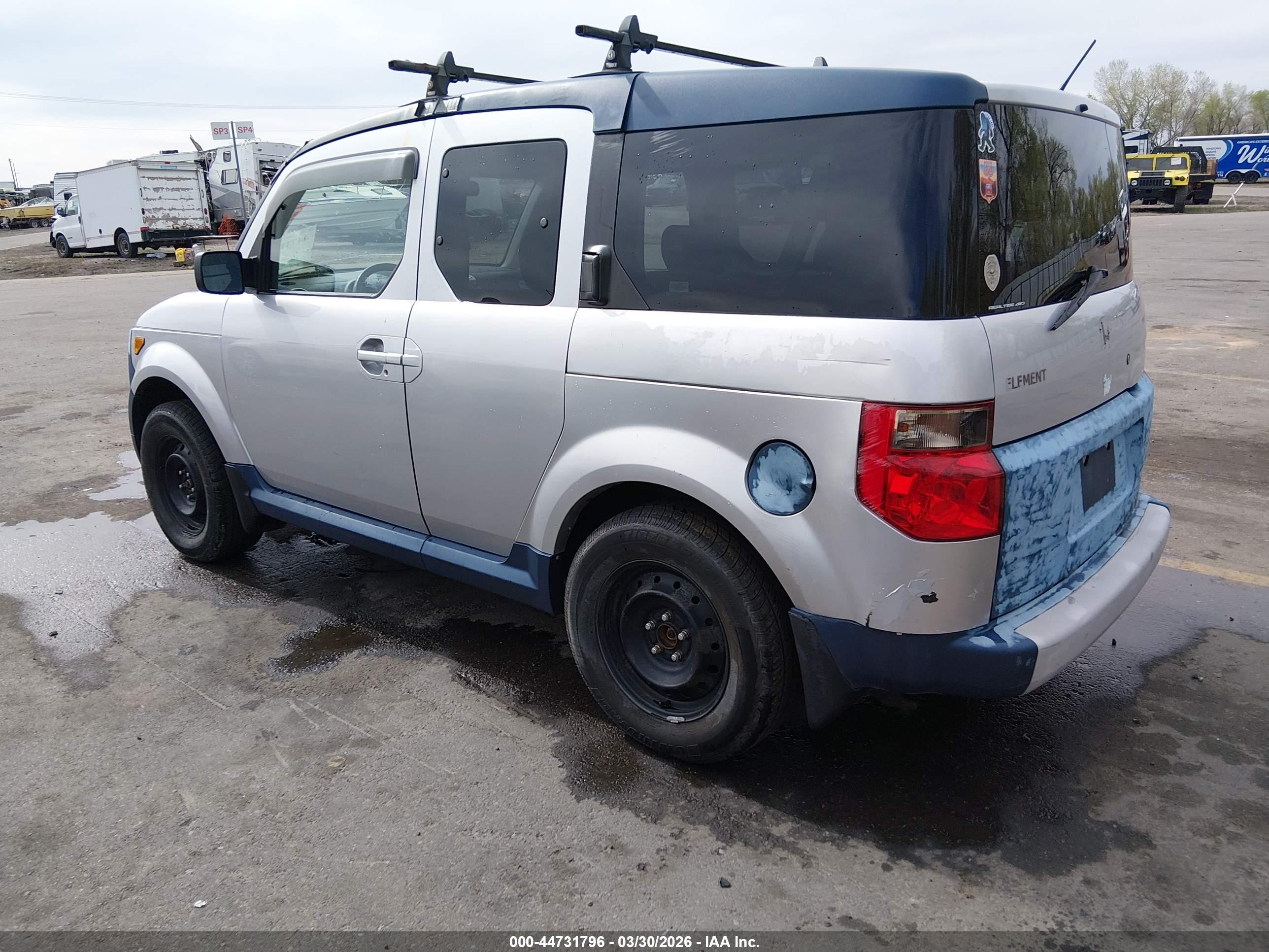 HONDA ELEMENT image 3