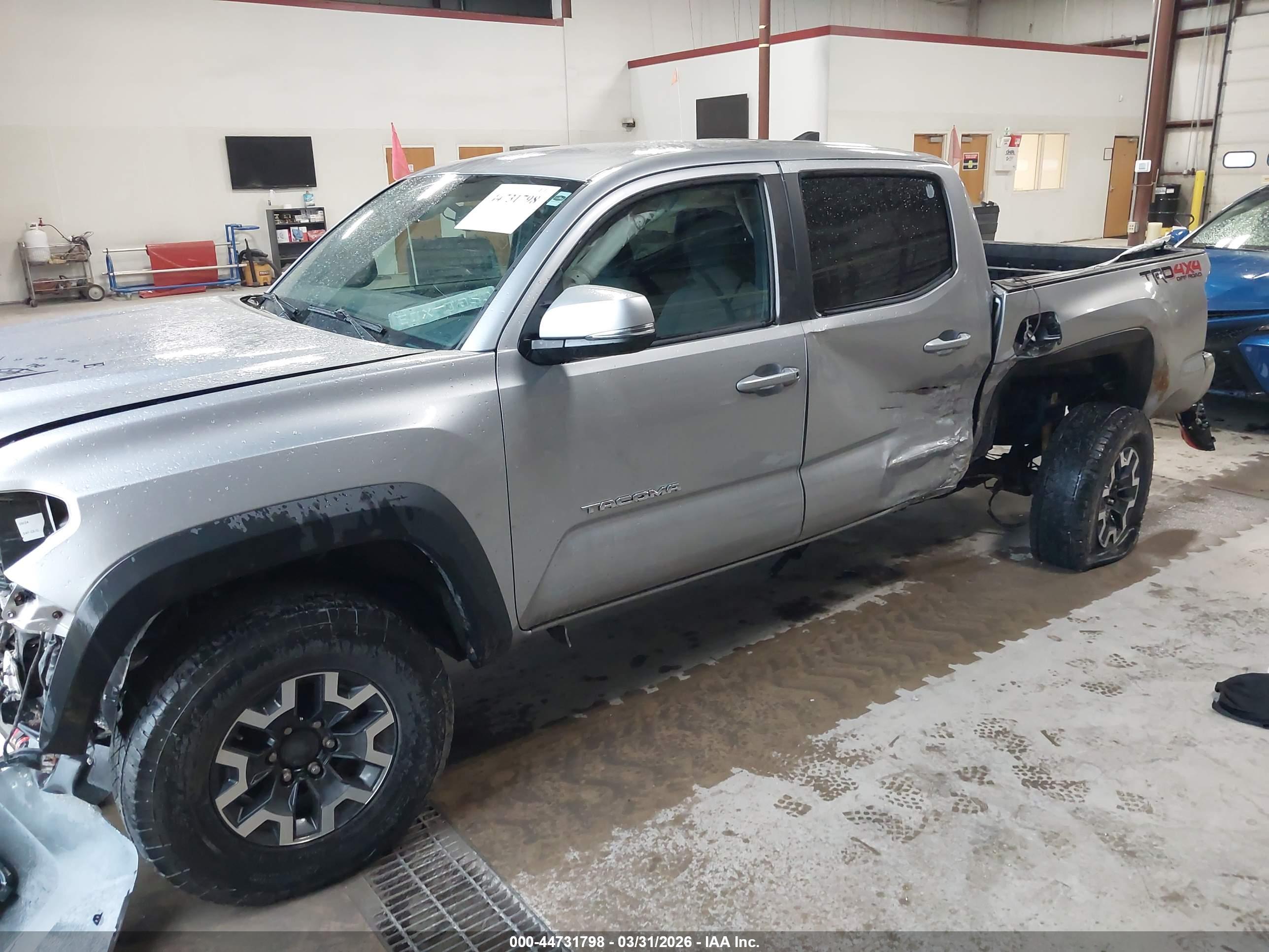 TOYOTA TACOMA image 2