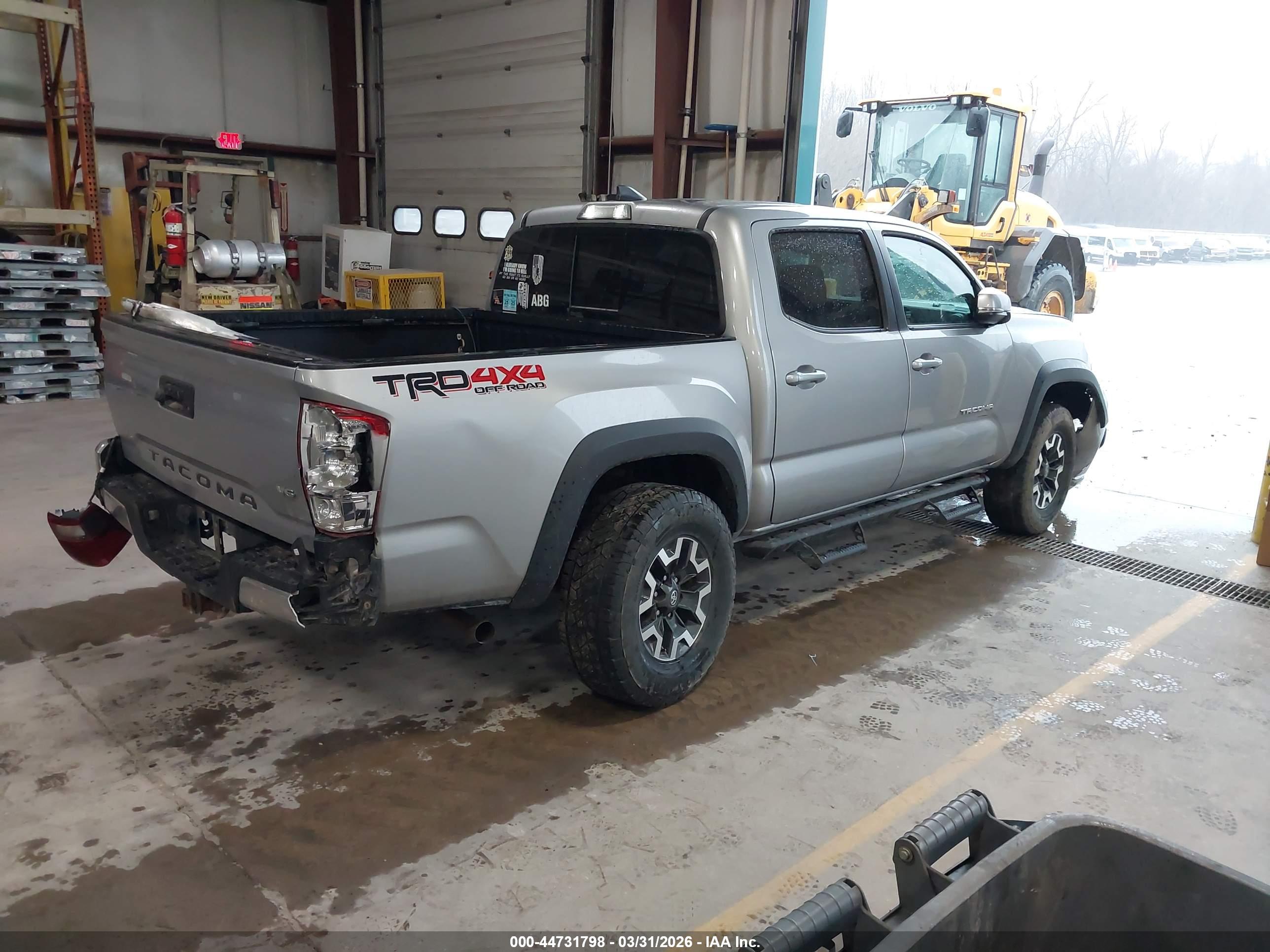 TOYOTA TACOMA image 4
