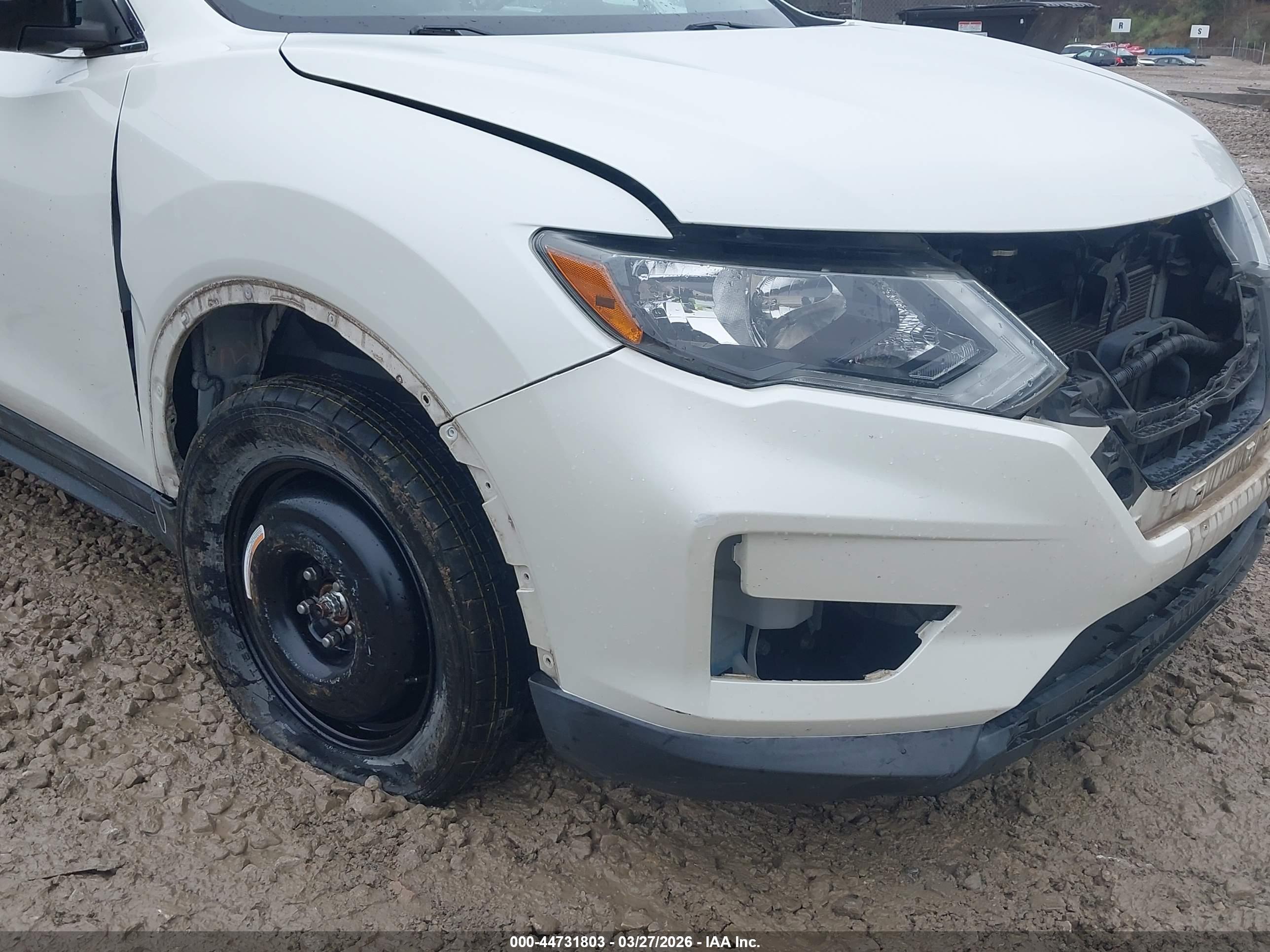 NISSAN ROGUE image 6
