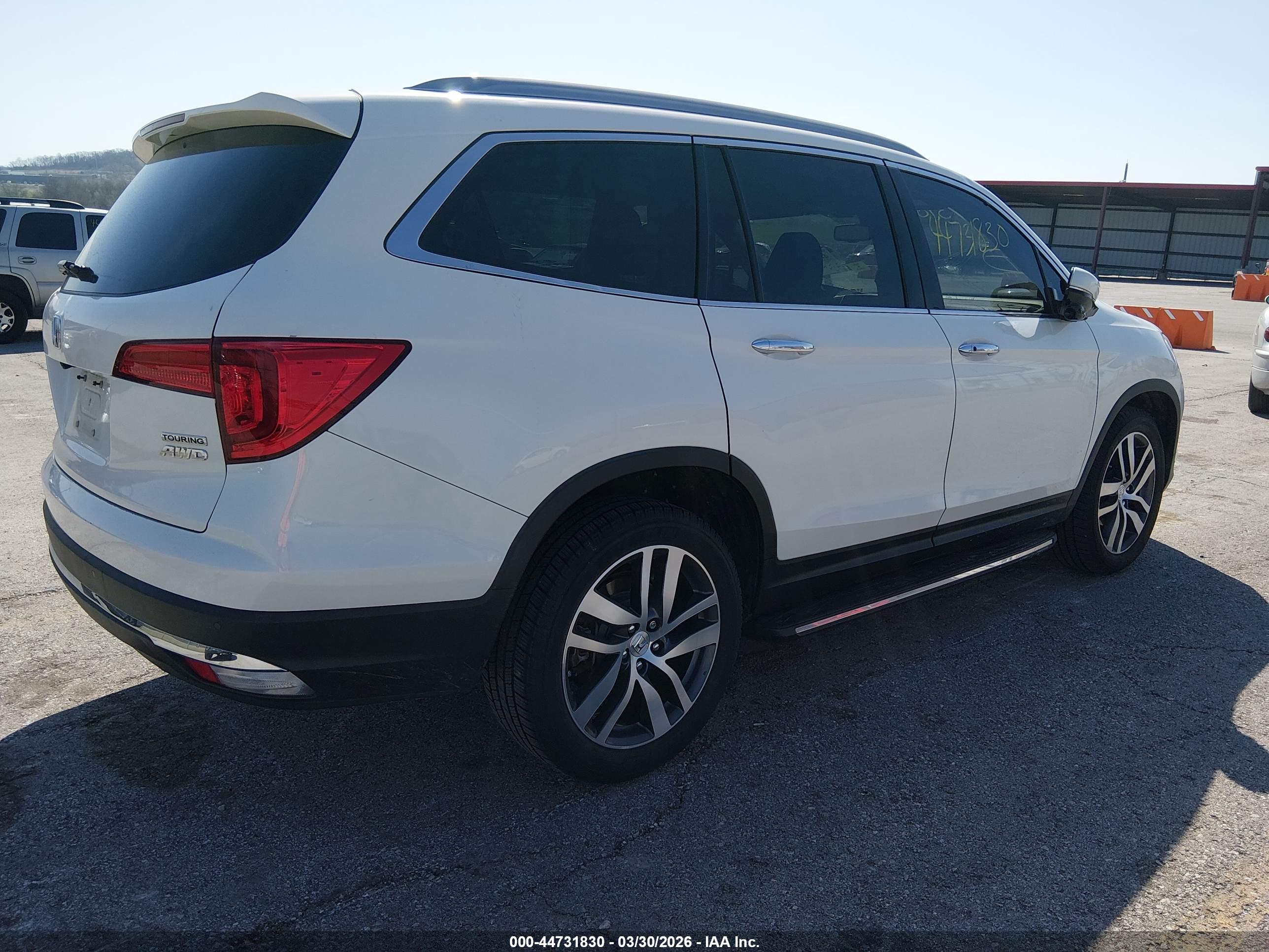 HONDA PILOT image 4