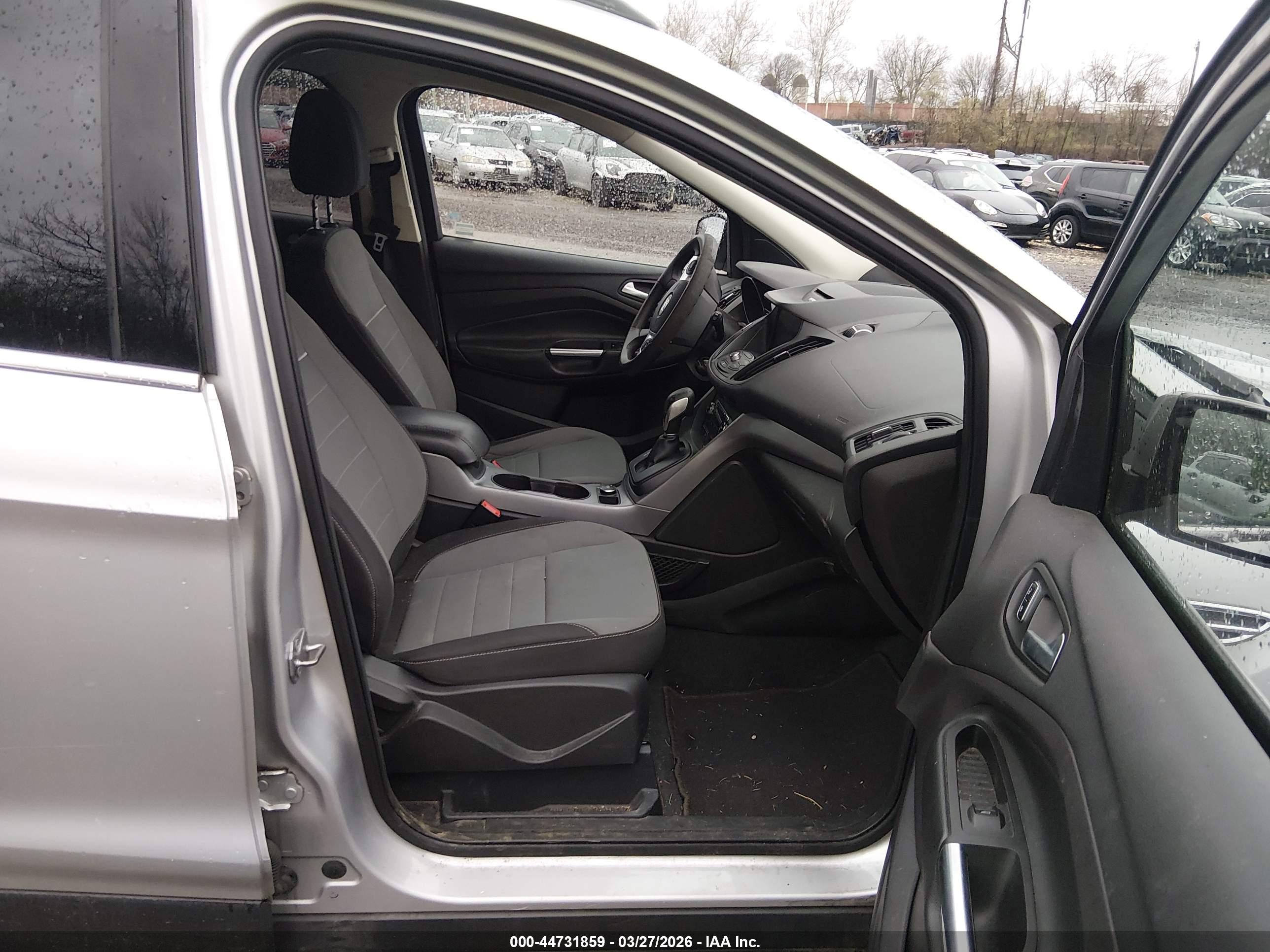 FORD ESCAPE image 5