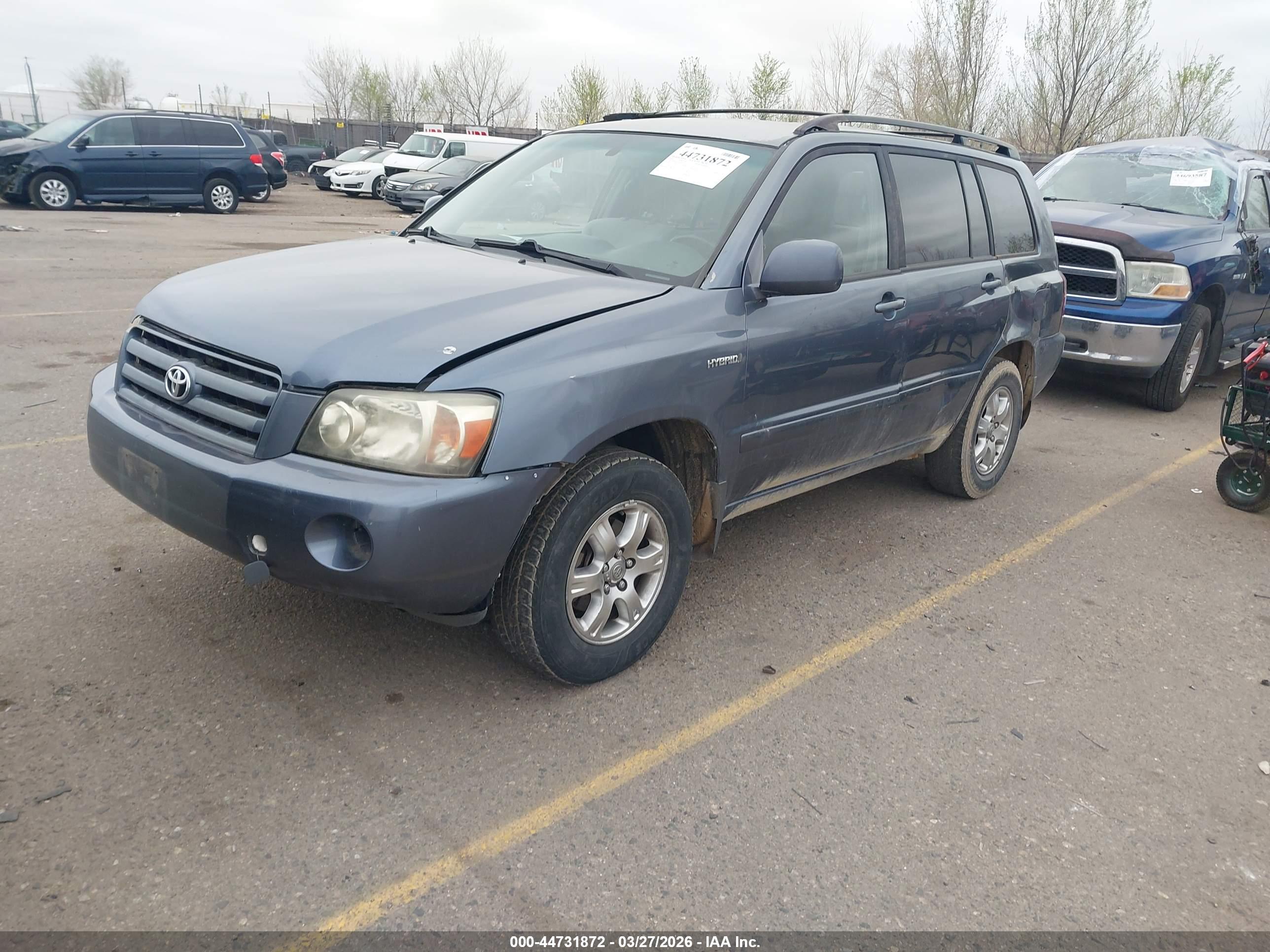 TOYOTA HIGHLANDER image 2