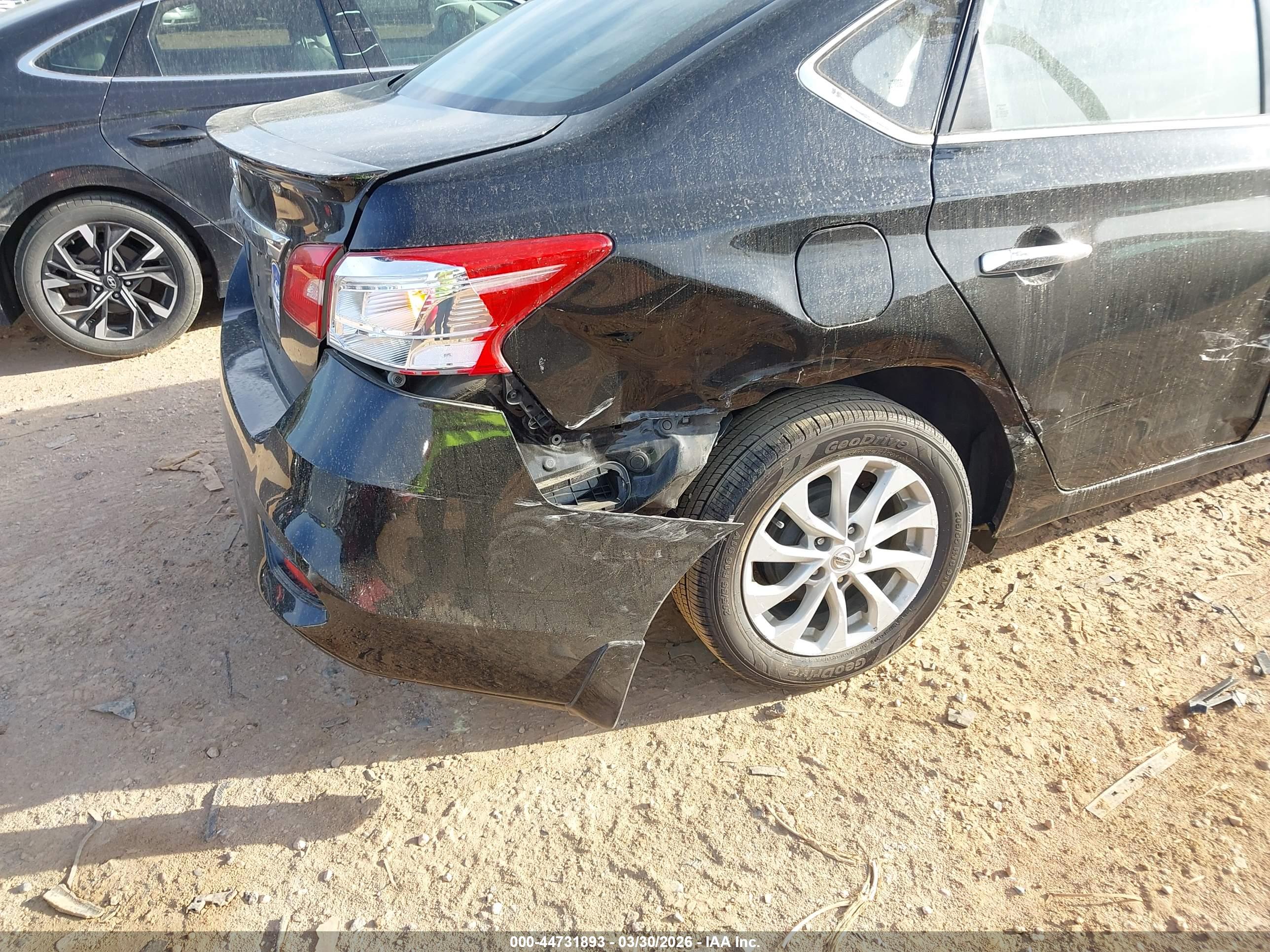 NISSAN SENTRA image 6
