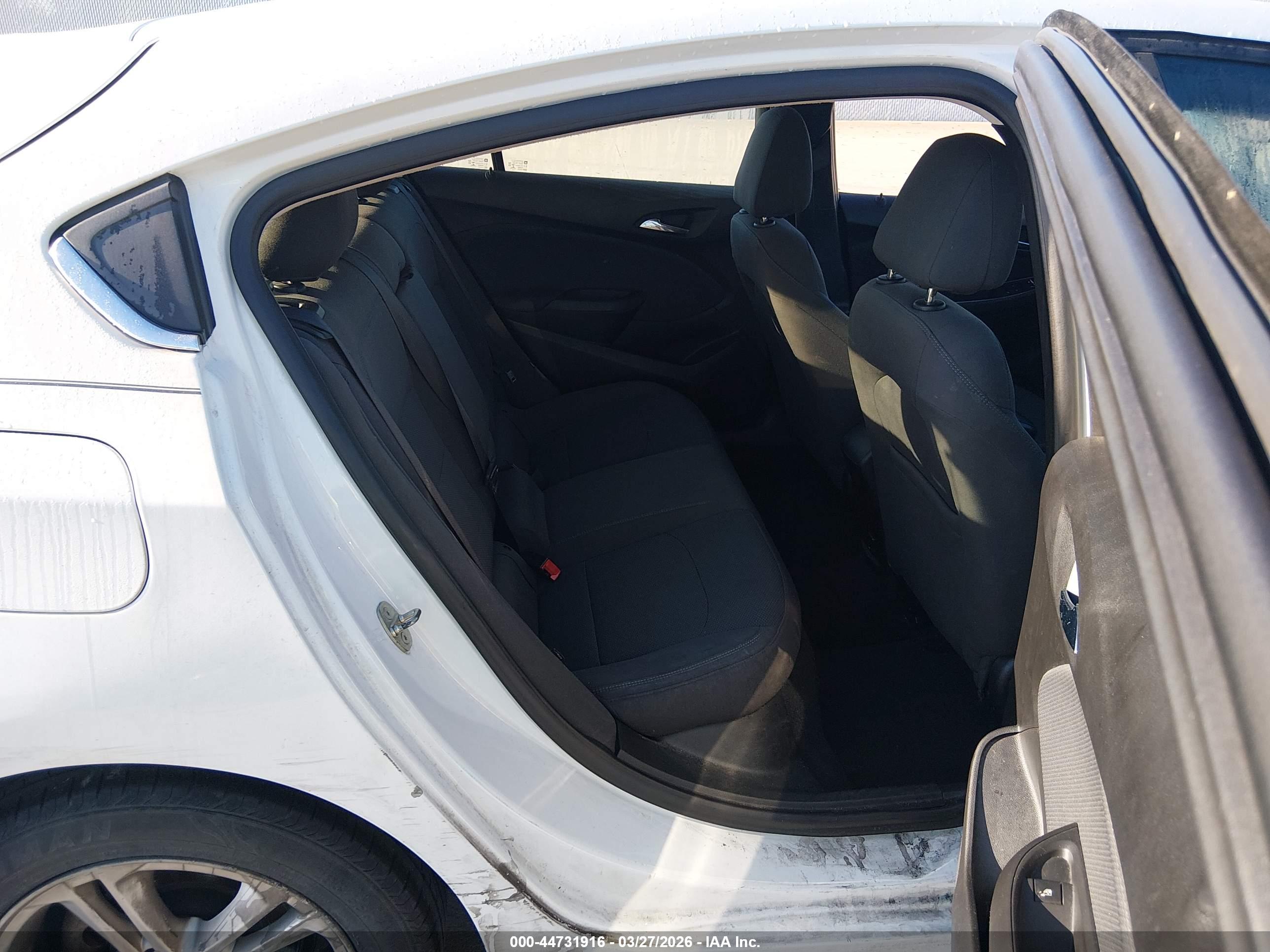 CHEVROLET CRUZE image 8