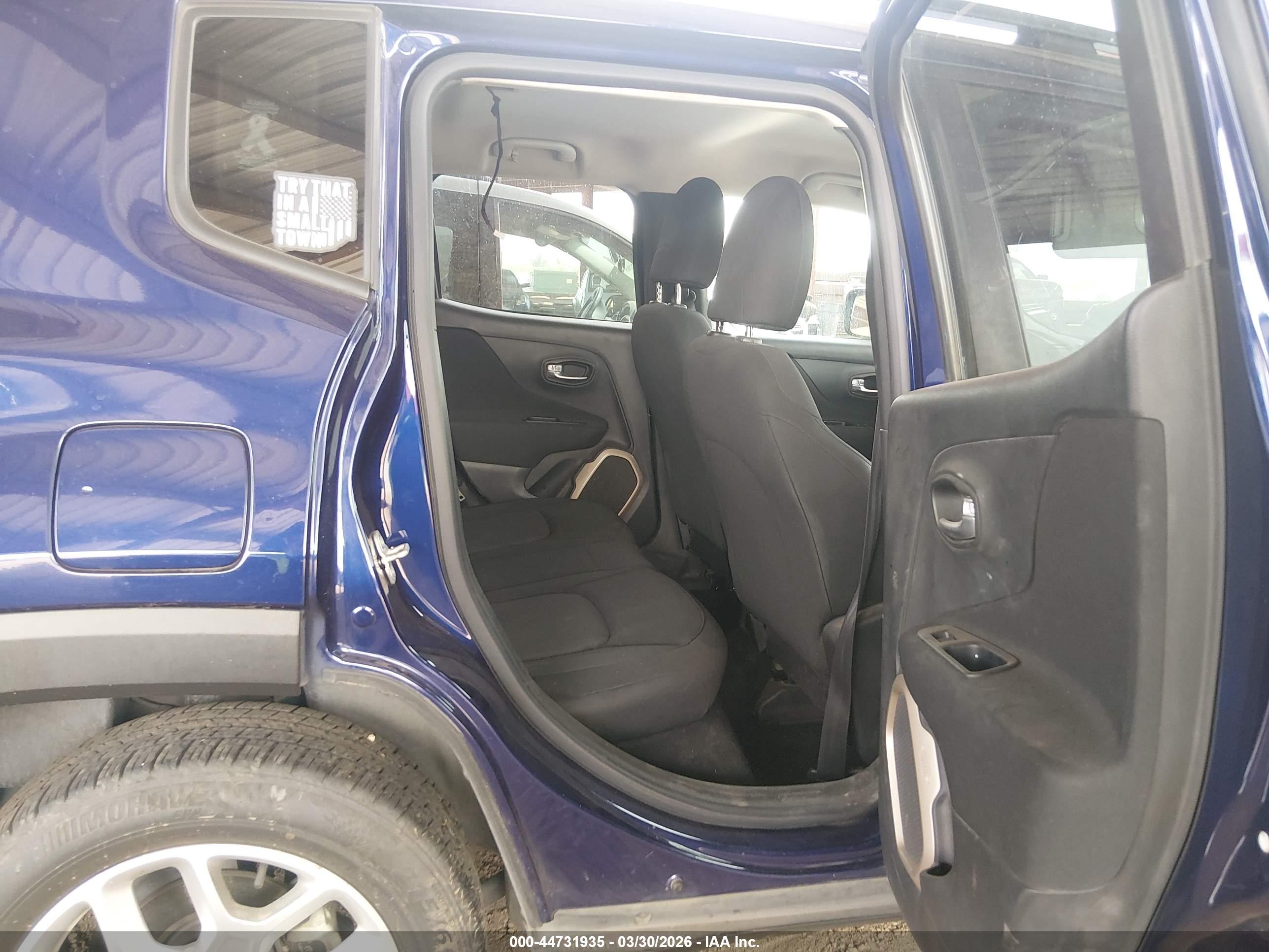 JEEP RENEGADE image 8