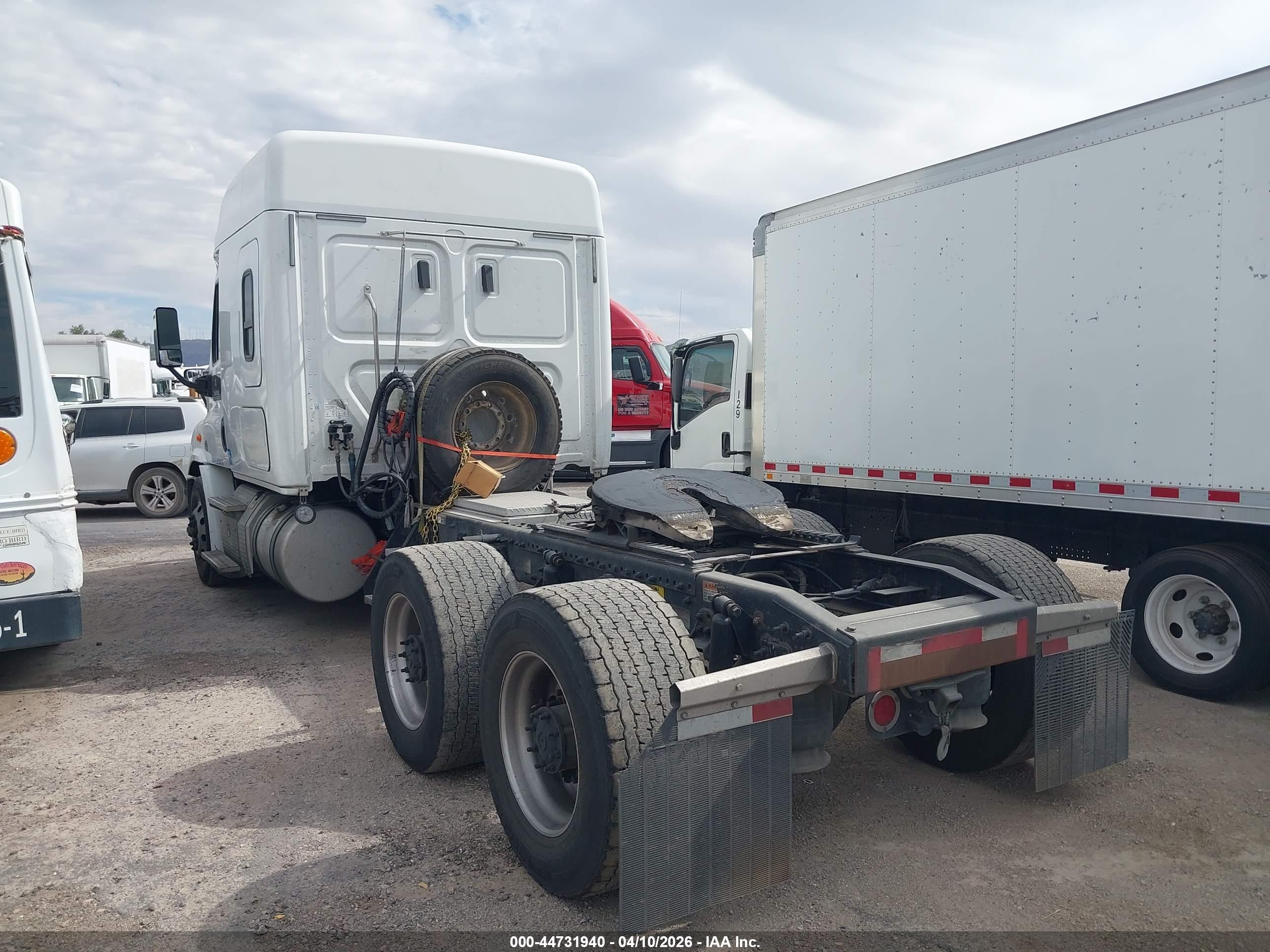 FREIGHTLINER CASCADIA image 3