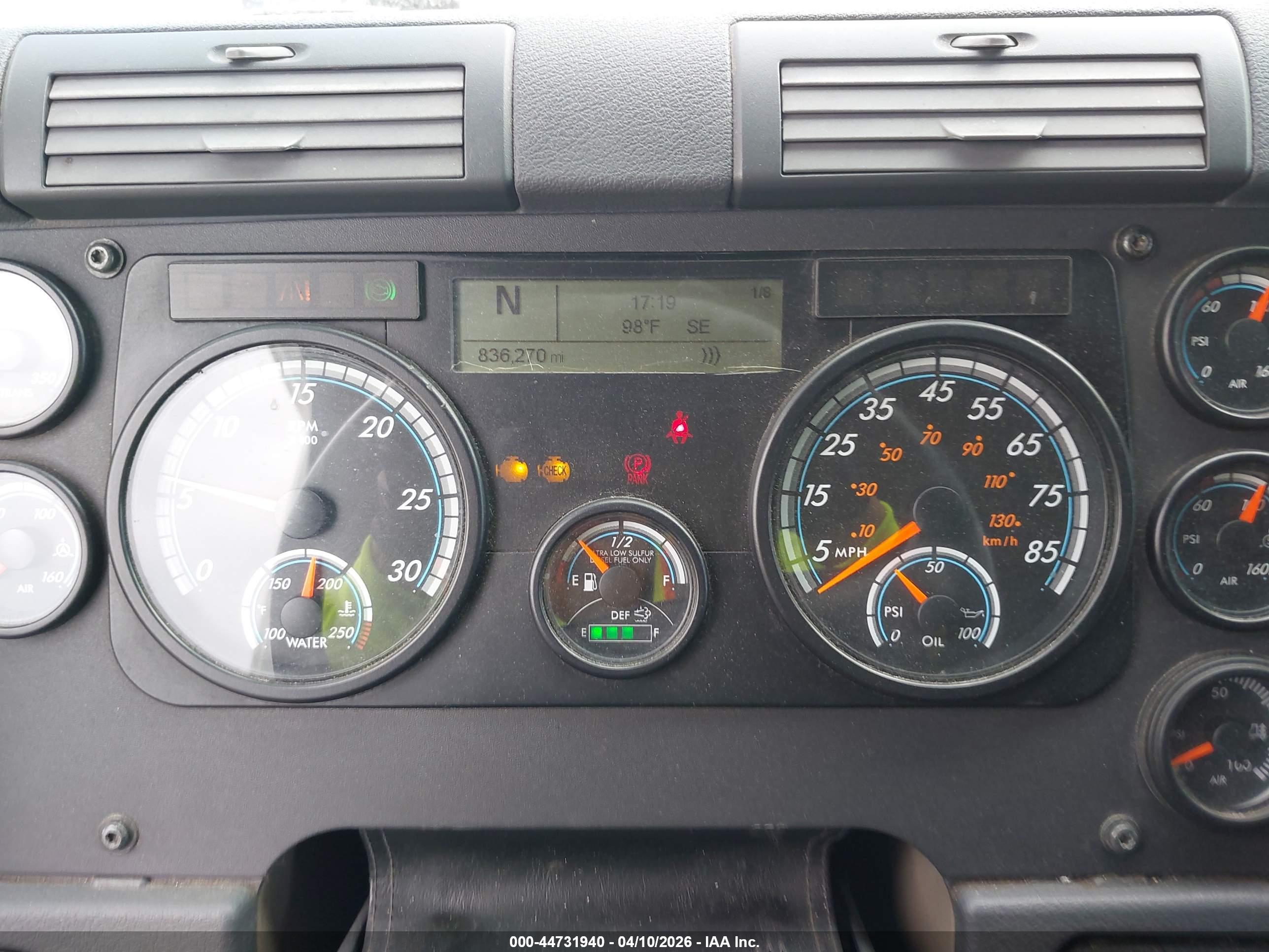 FREIGHTLINER CASCADIA image 6