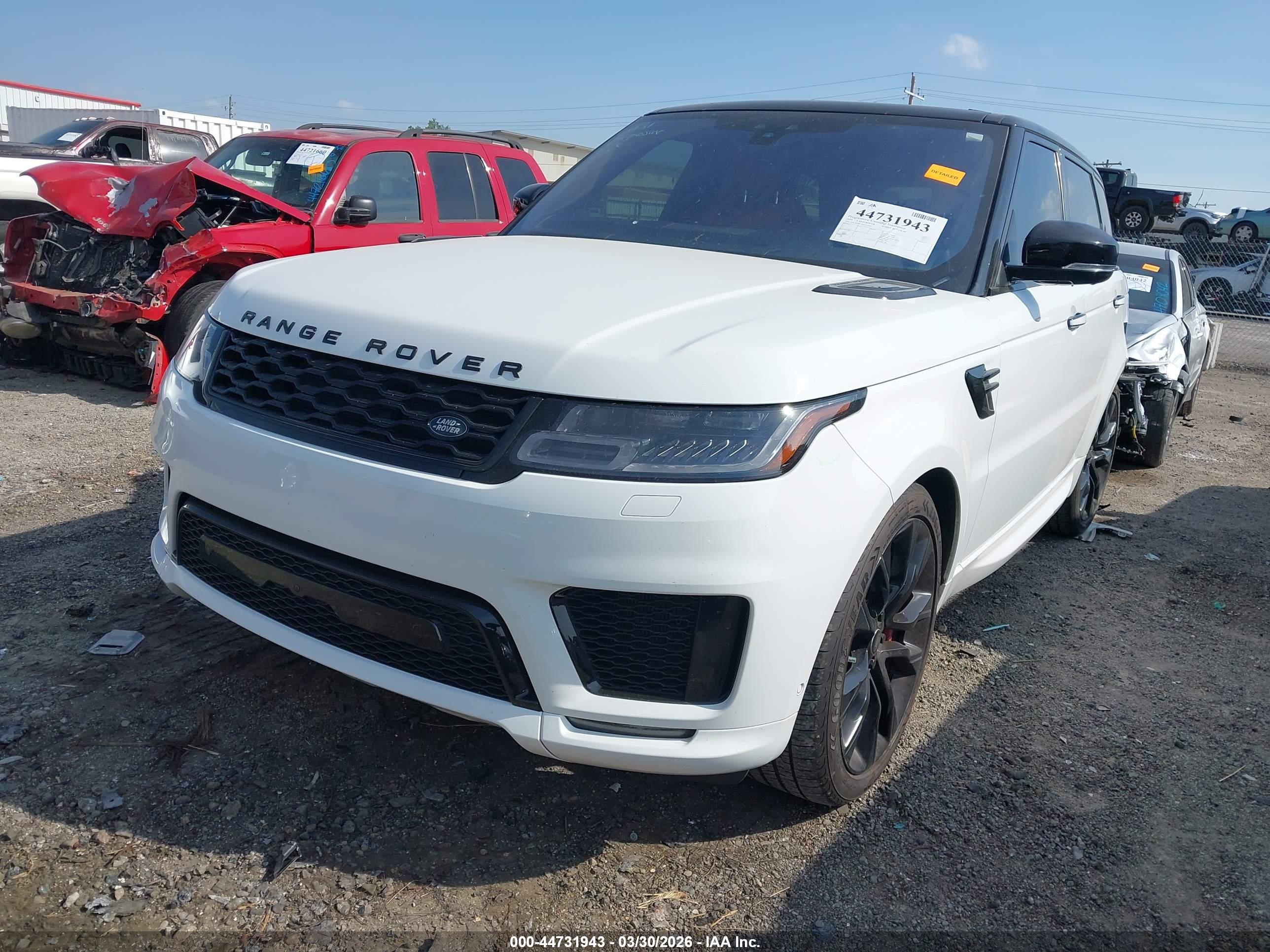 LAND ROVER image 2