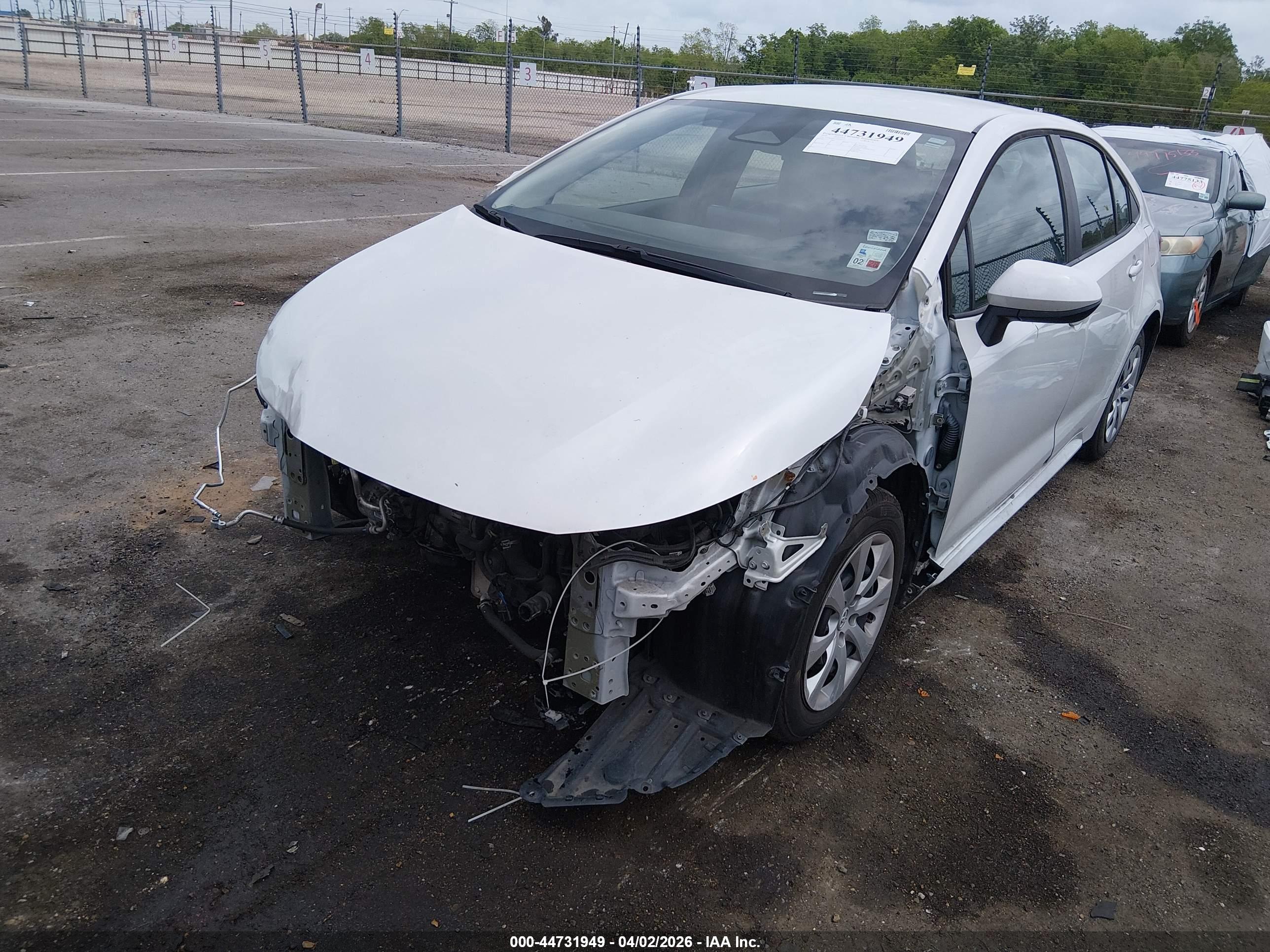 TOYOTA COROLLA image 2