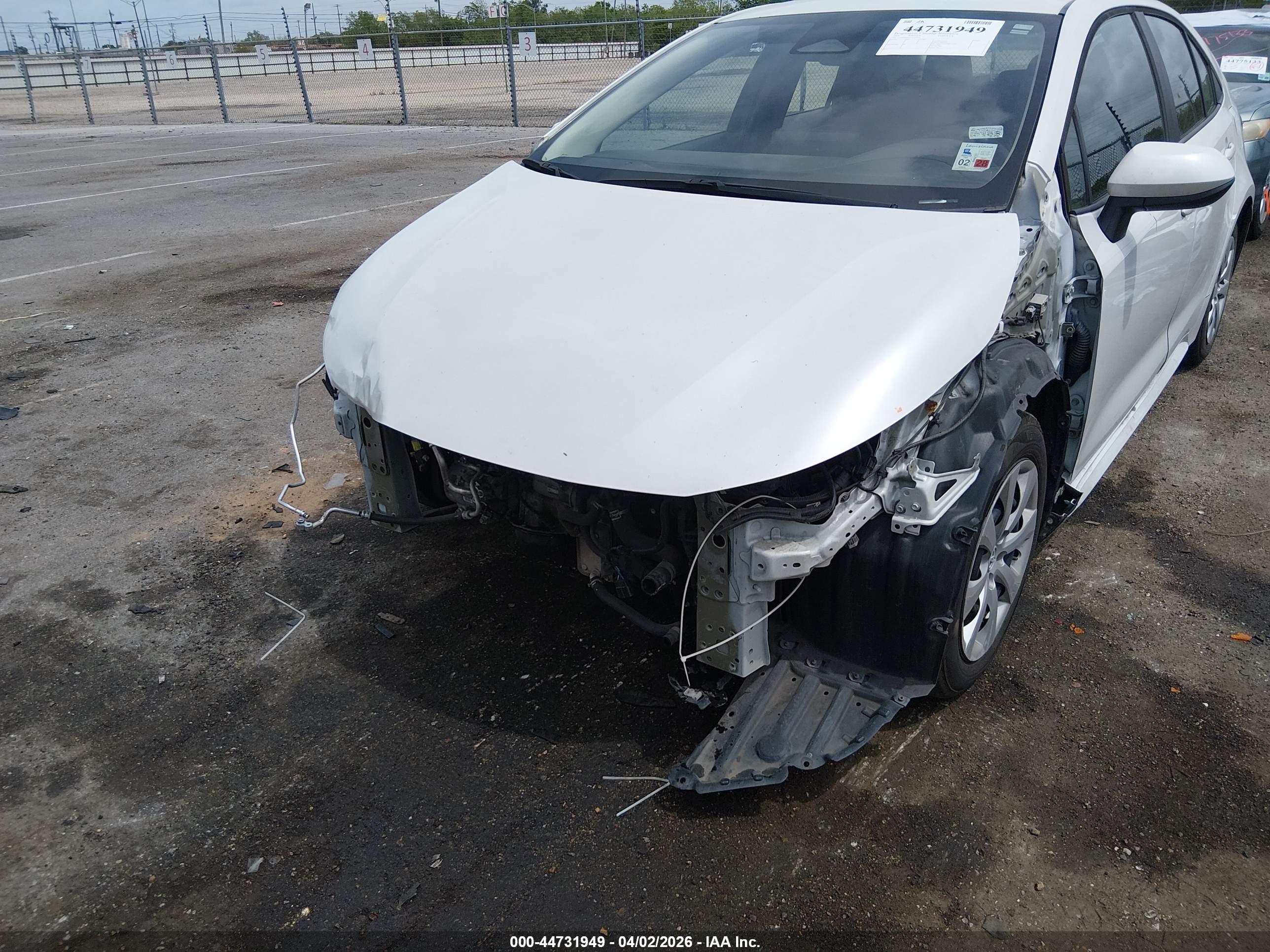 TOYOTA COROLLA image 6