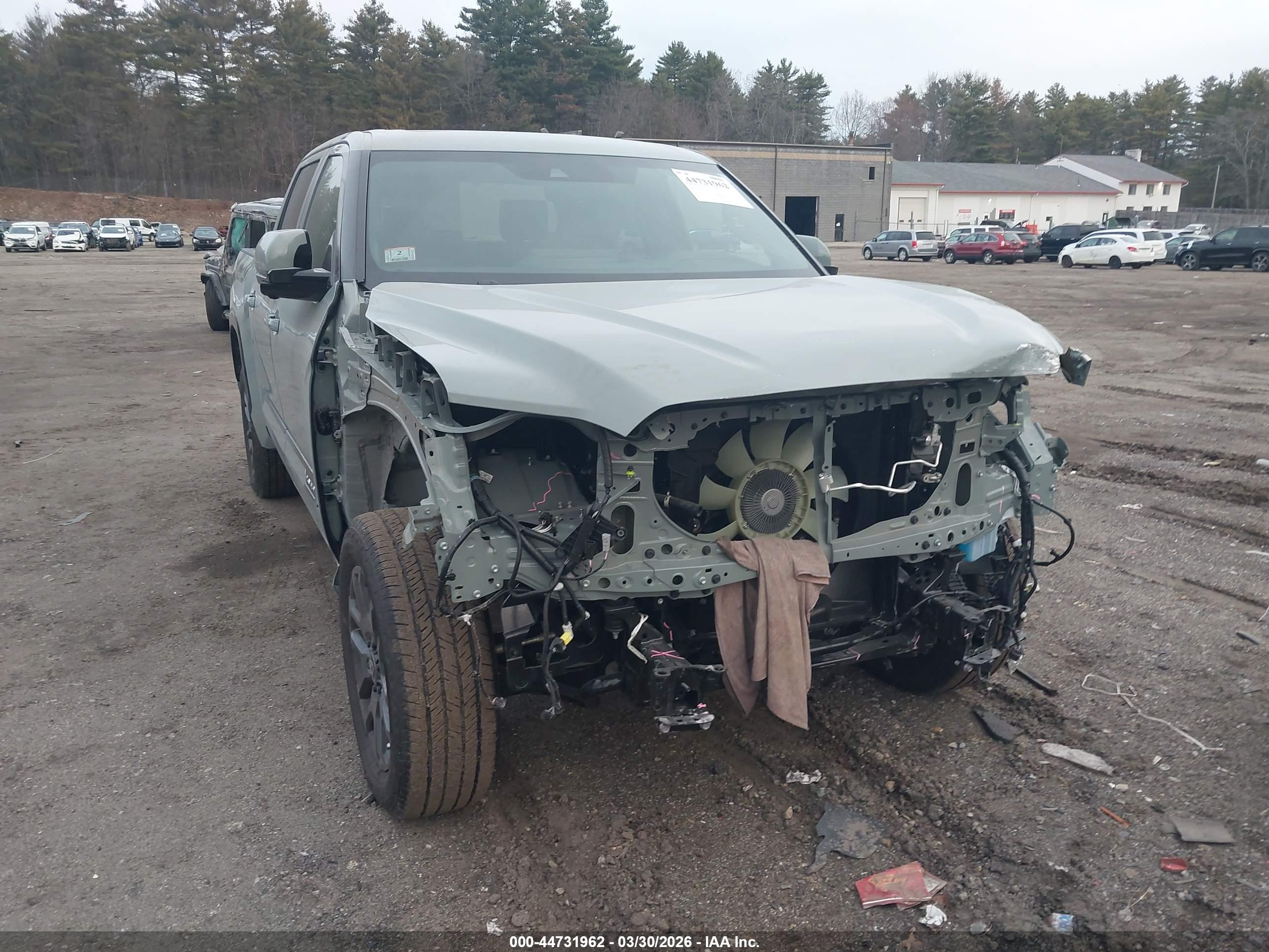 TOYOTA TUNDRA image 6