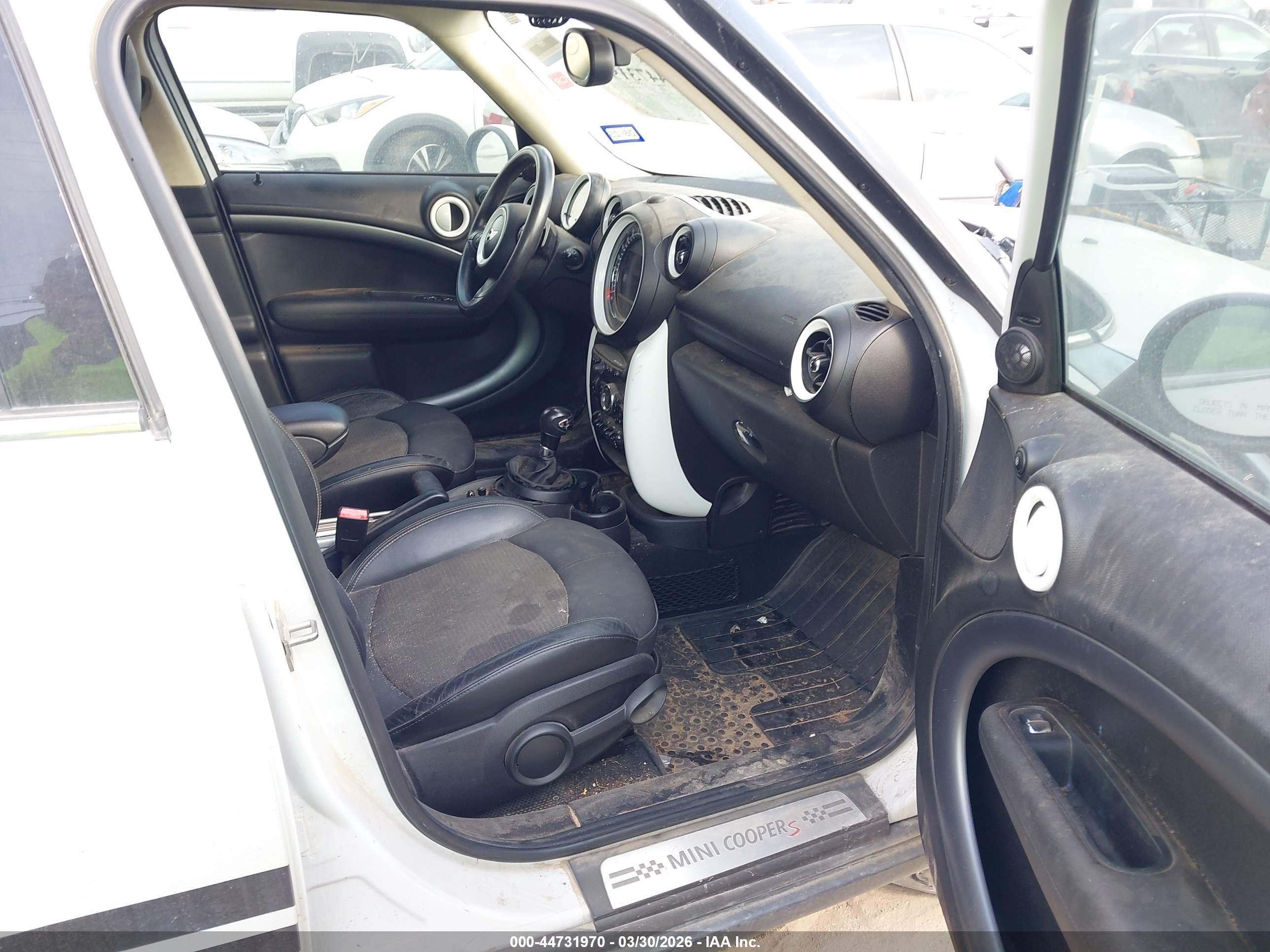 MINI COUNTRYMAN image 5