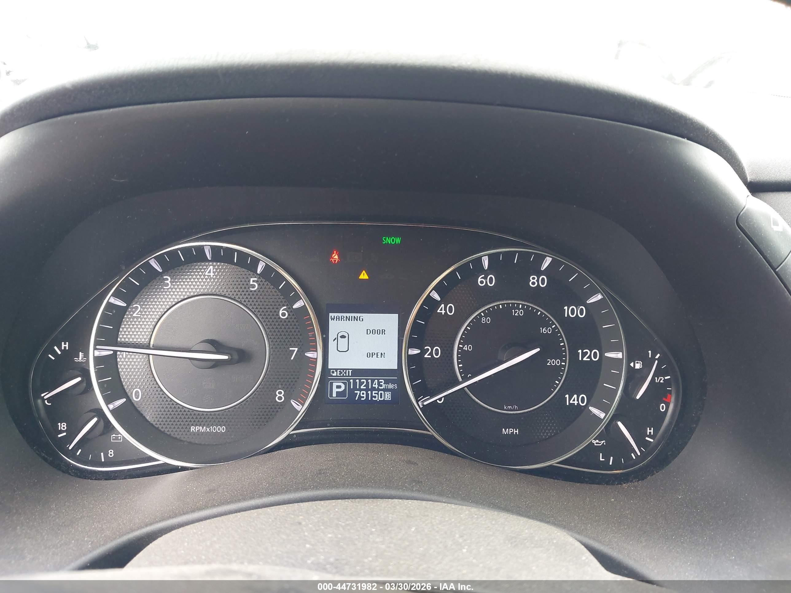 NISSAN ARMADA image 7