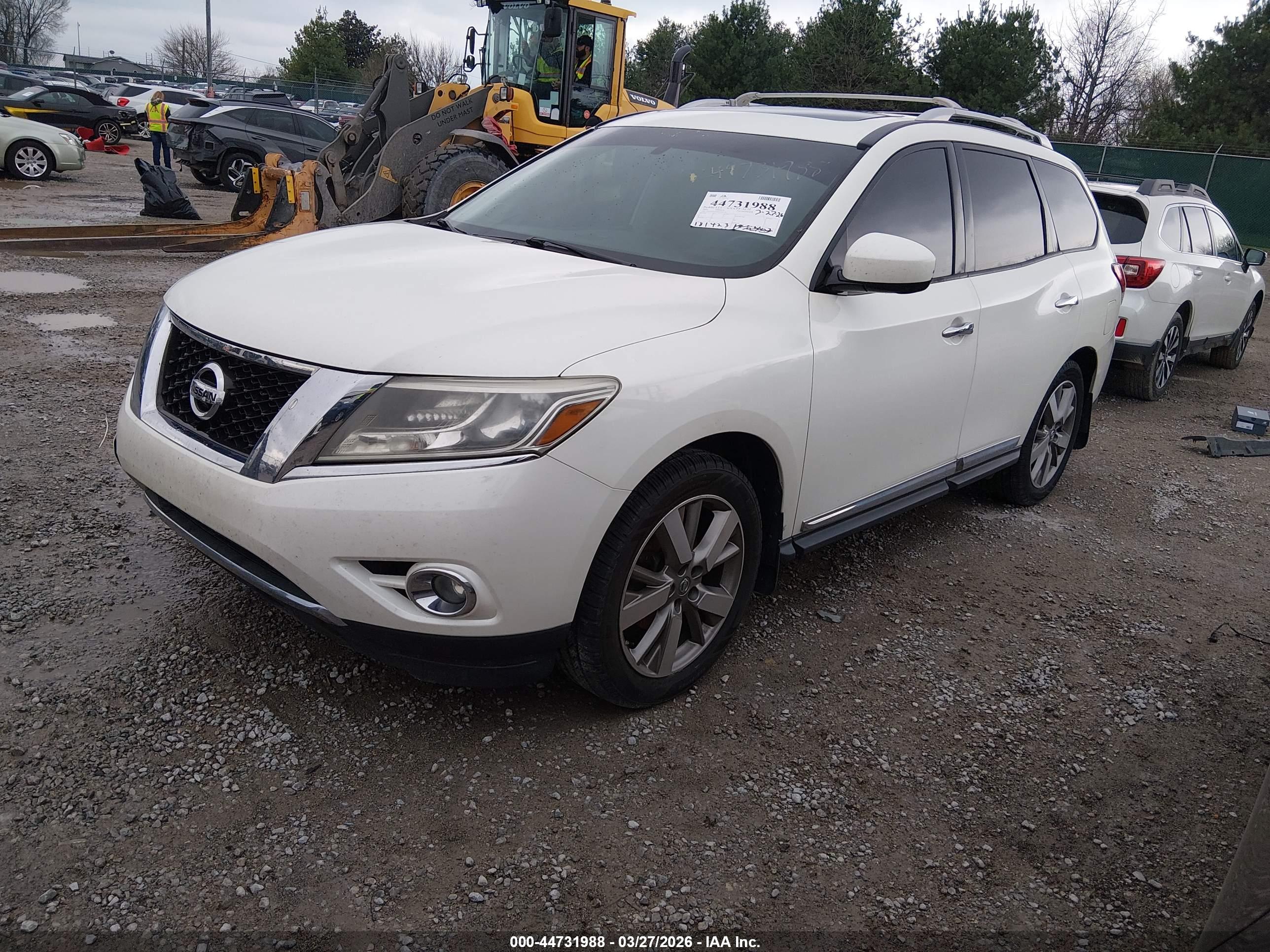 NISSAN PATHFINDER image 2