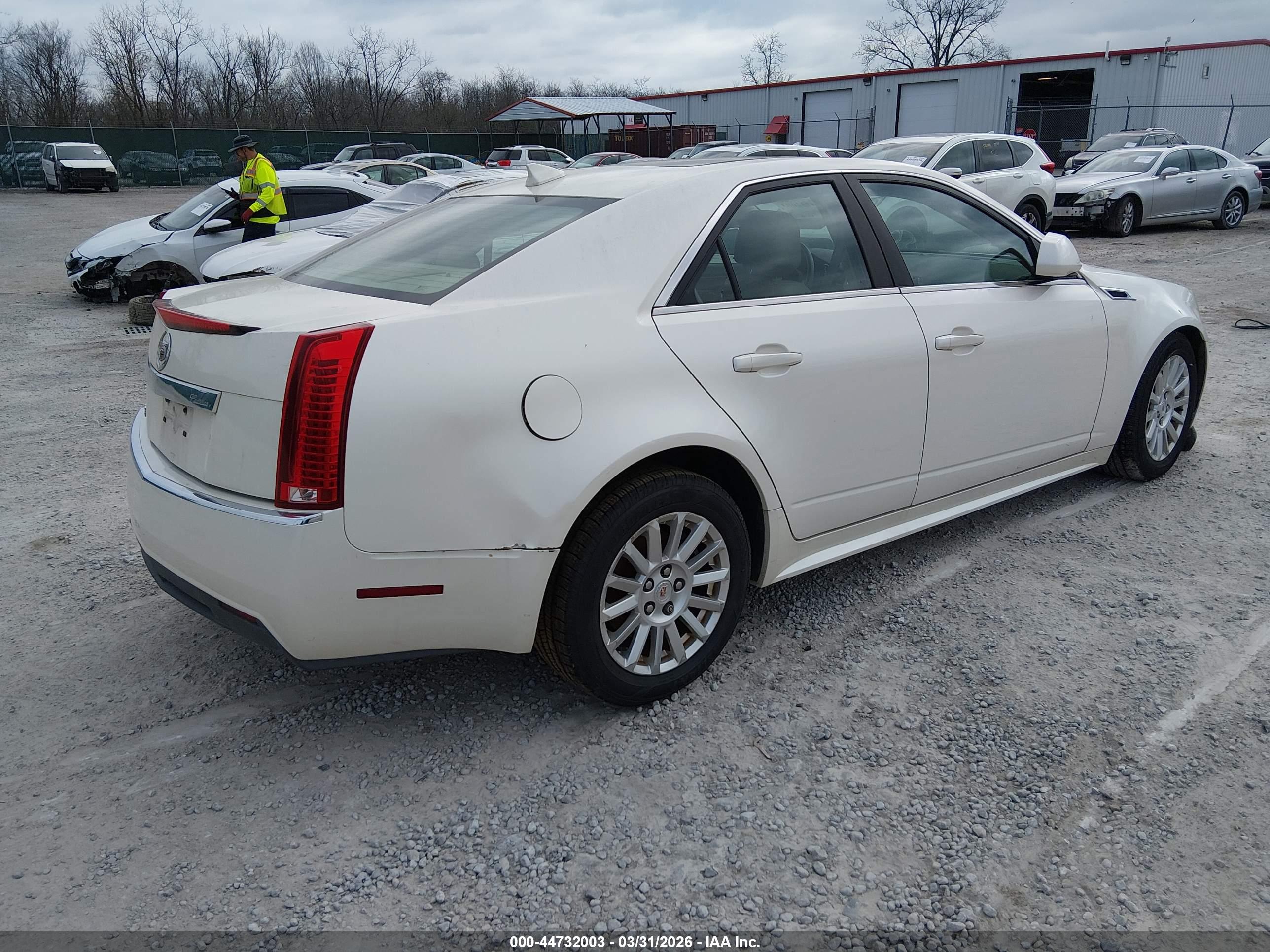 CADILLAC CTS image 4