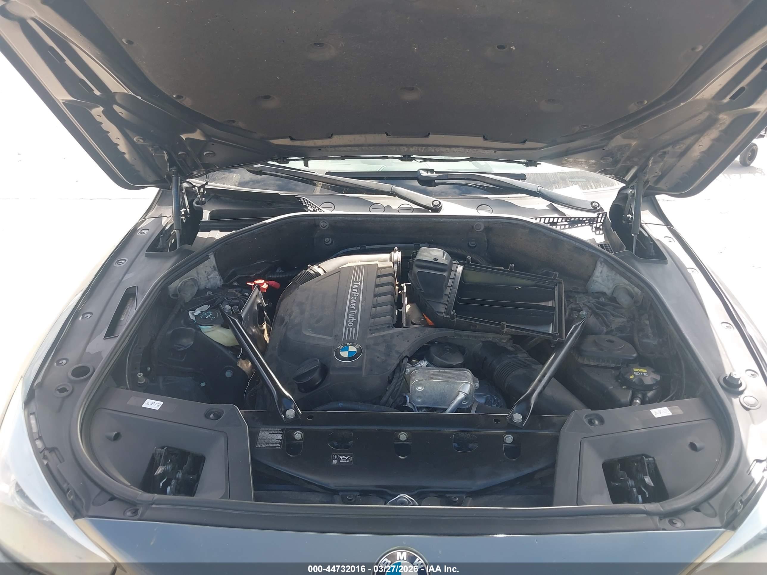 BMW 535I image 10