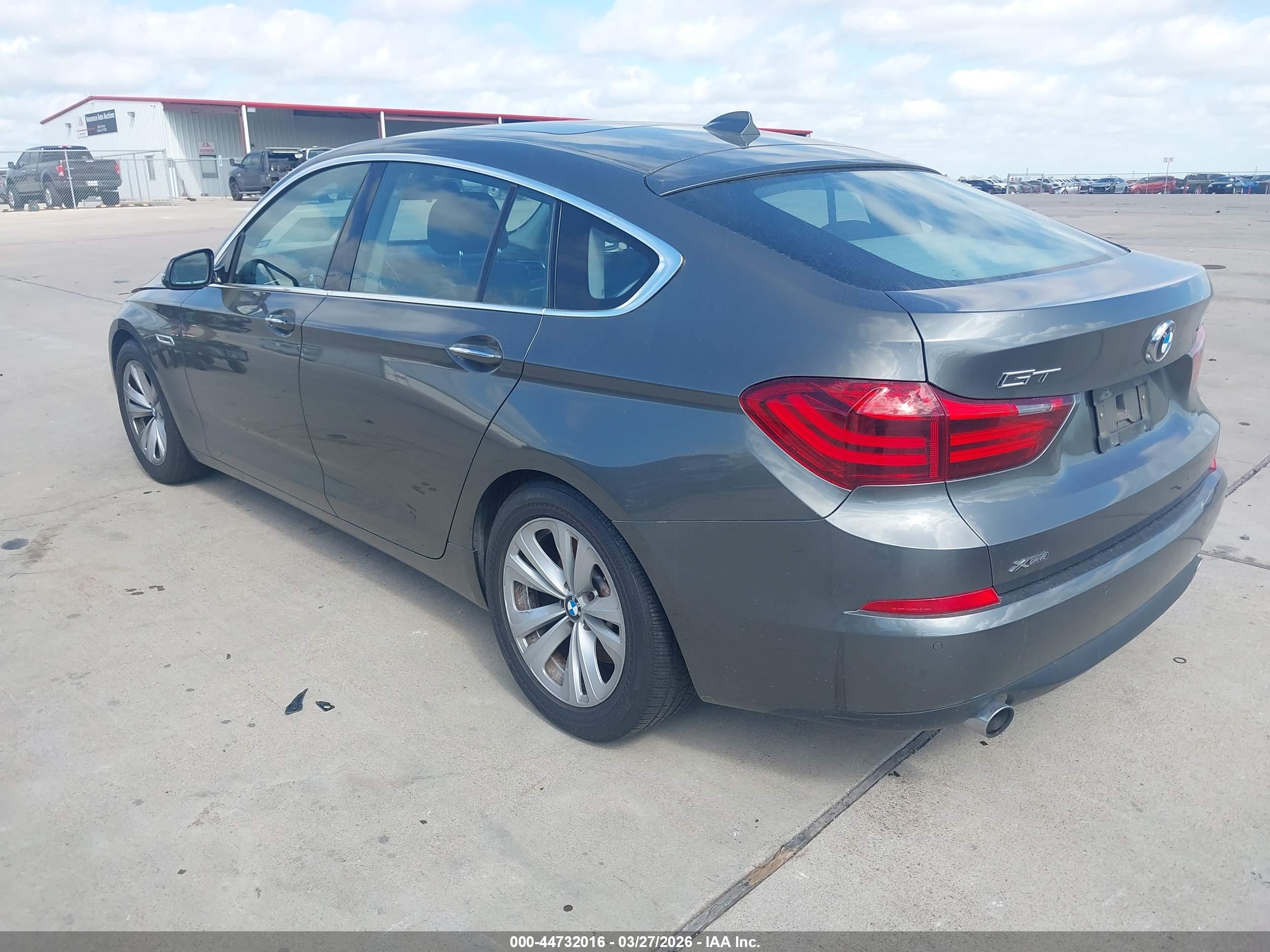 BMW 535I image 3