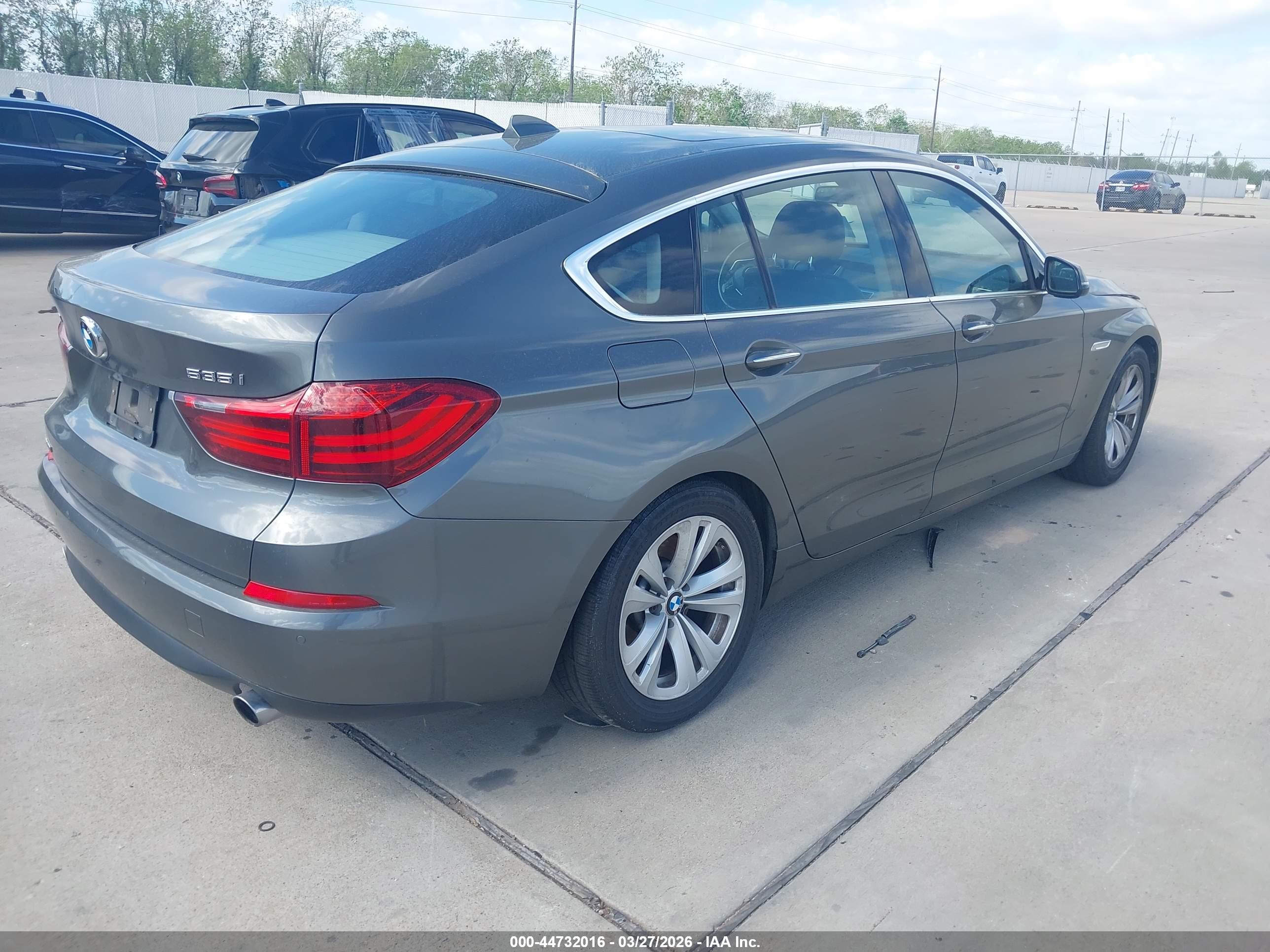 BMW 535I image 4