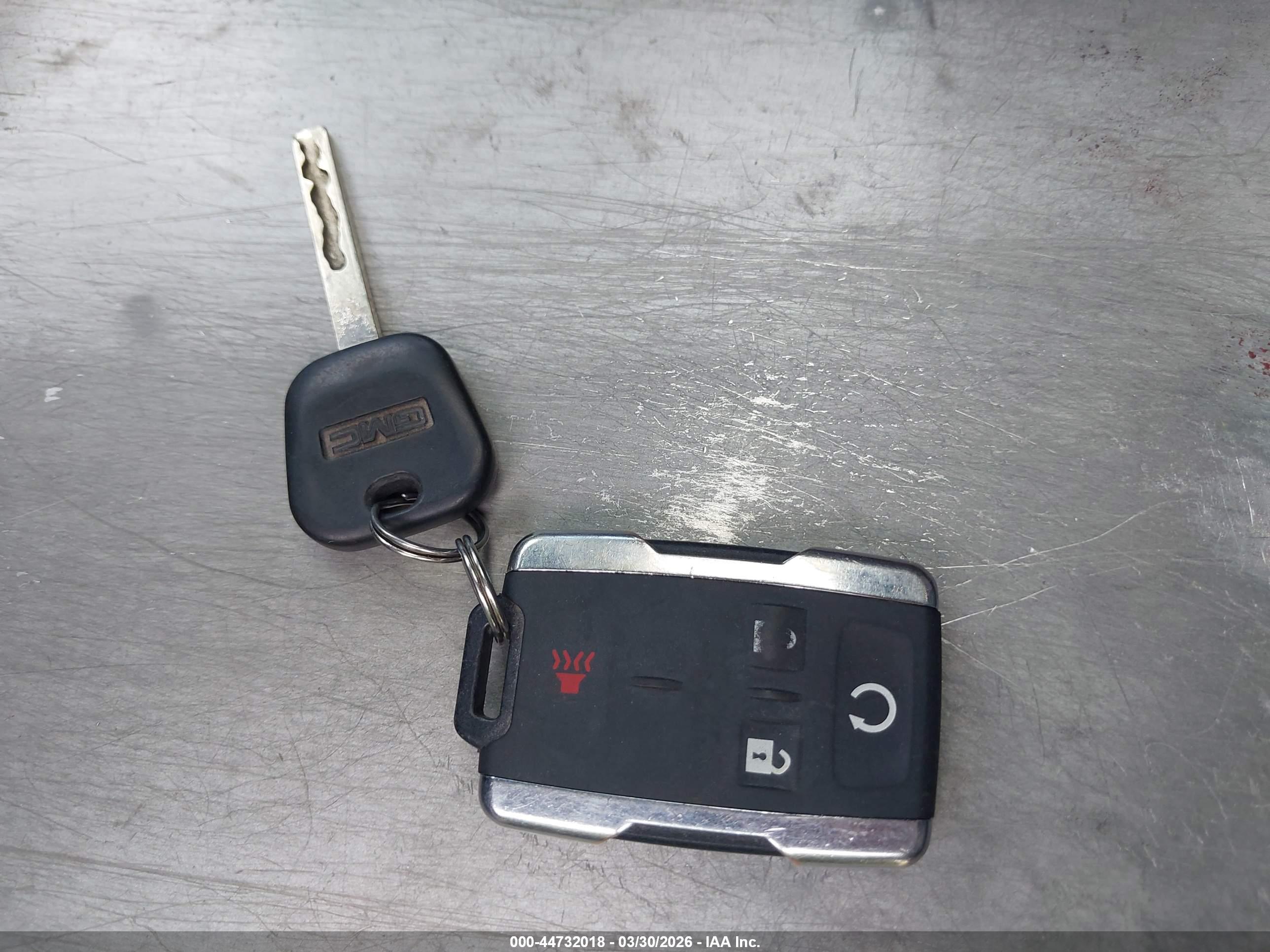 GMC SIERRA image 11