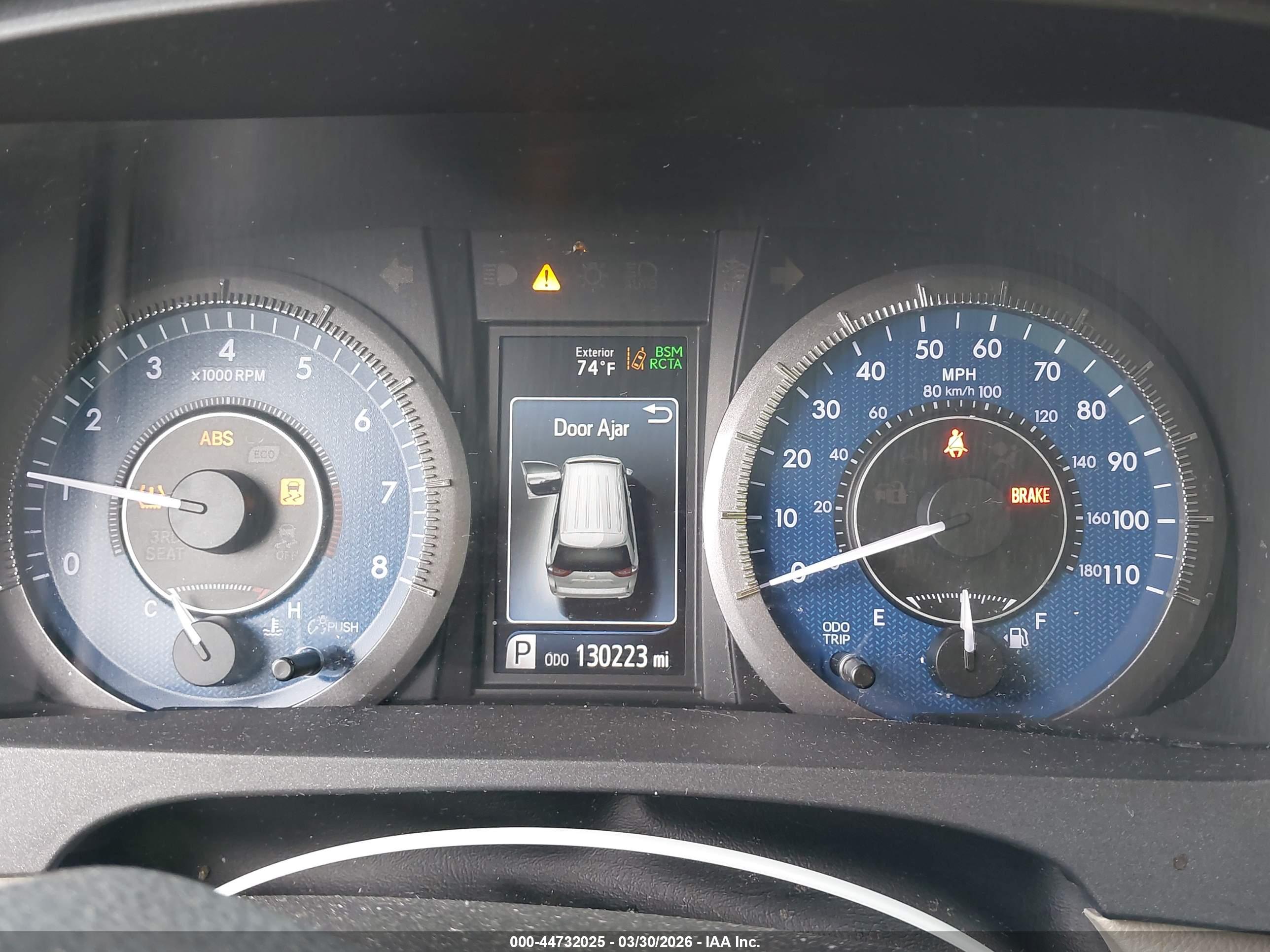 TOYOTA SIENNA image 7
